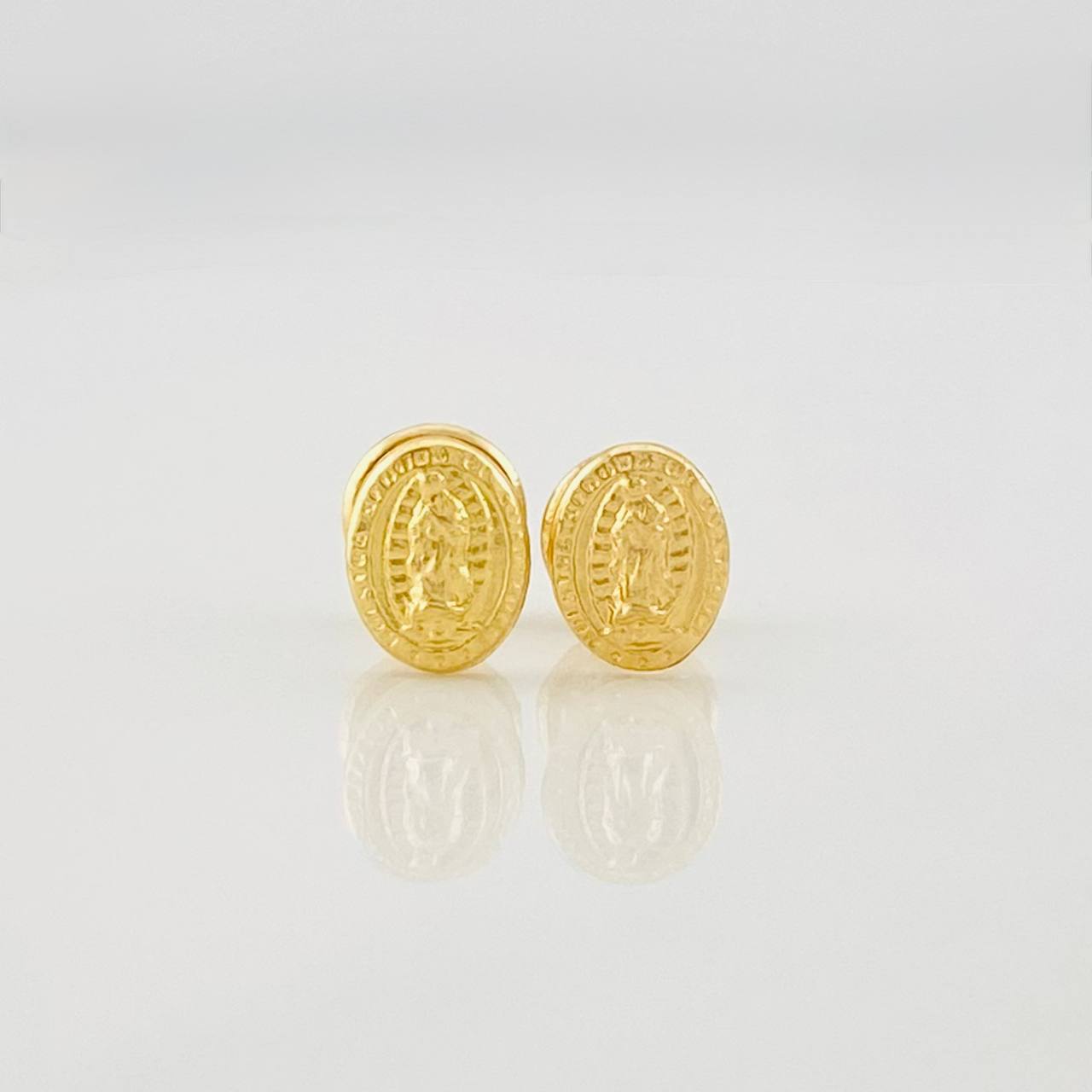 Stud Earrings Virgen de Guadalupe 0.5g / in / 6.8mm Yellow Gold 18K
