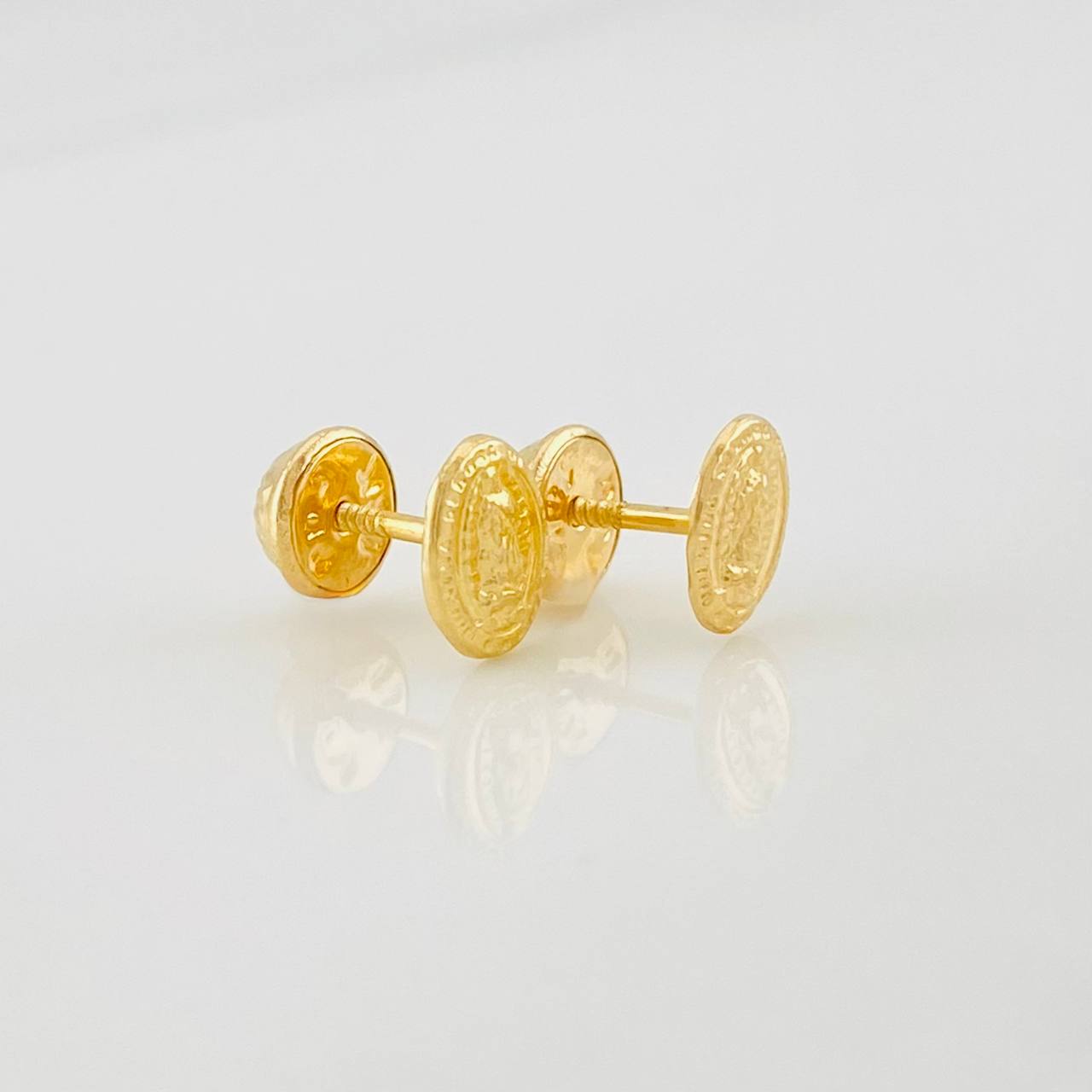Stud Earrings Virgen de Guadalupe 0.5g / in / 6.8mm Yellow Gold 18K