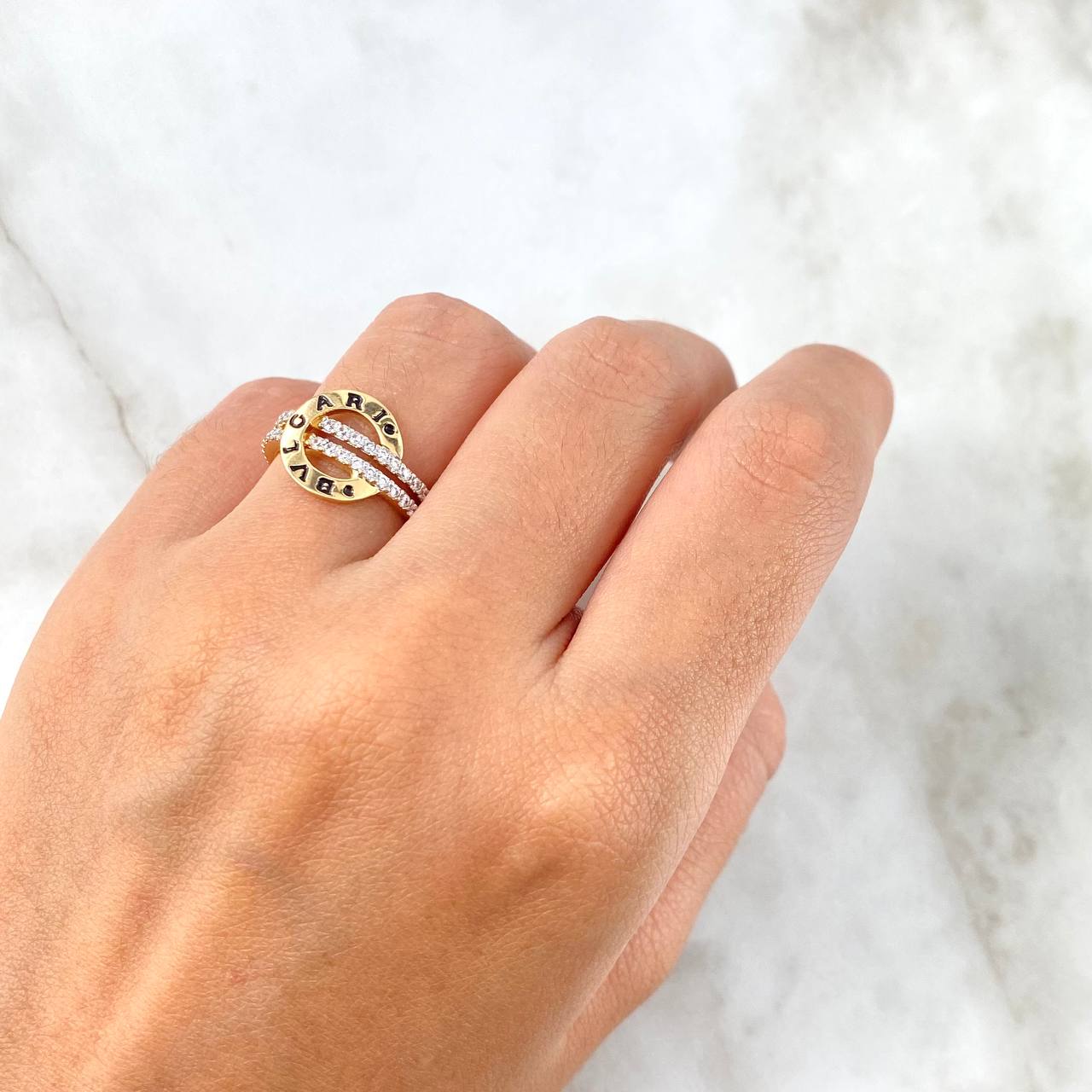 Rustic Hoop Ring 3.05gr / Size 5 / White Zircons Yellow Gold