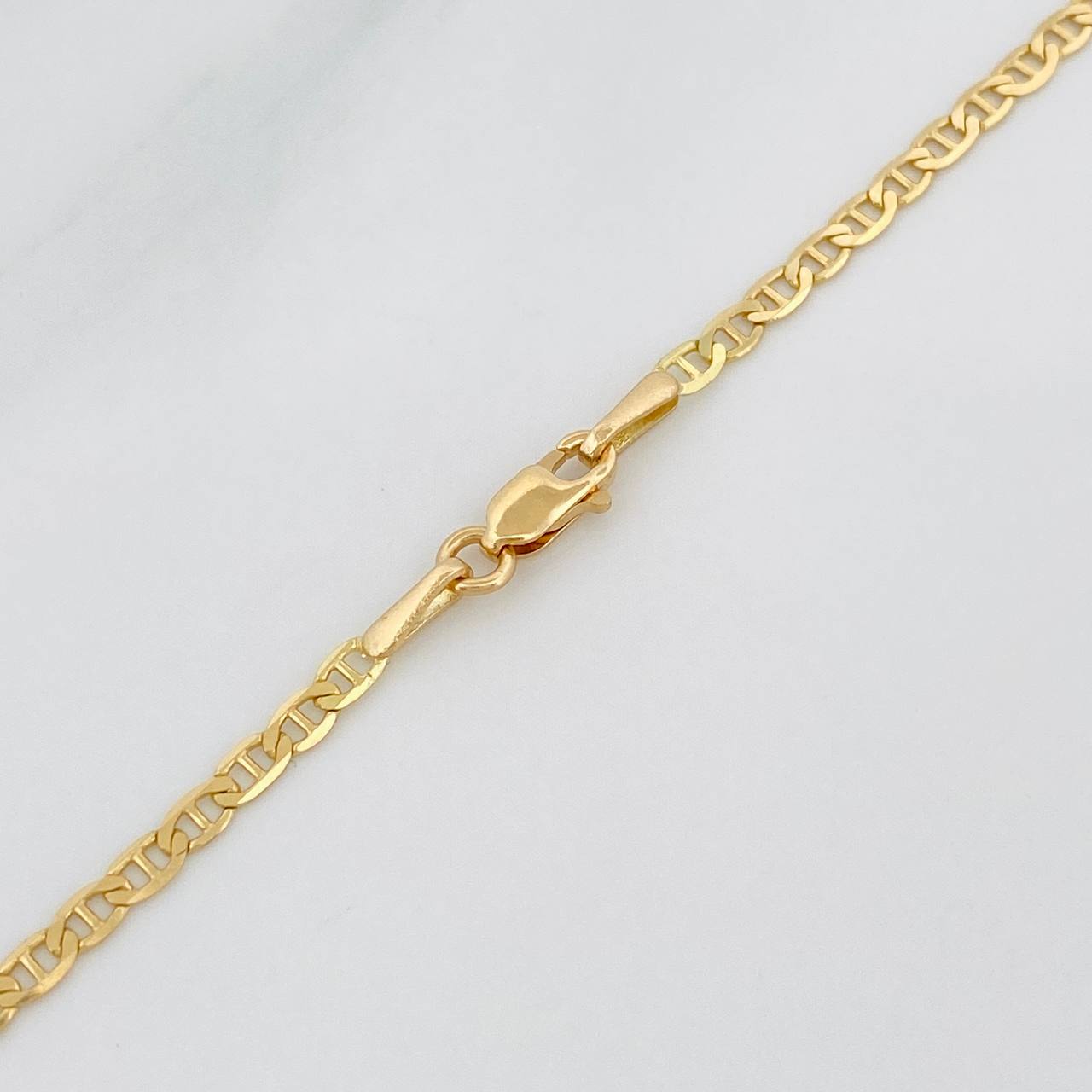 Flat Mariner Chain 4.25g / 20 in / 2.1mm Yellow Gold 18K