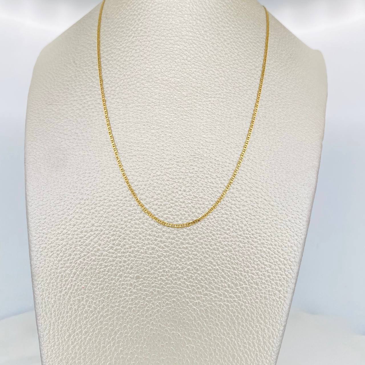 Flat Mariner Chain 1.9g / 20 in / 1.3mm 18K Yellow Gold