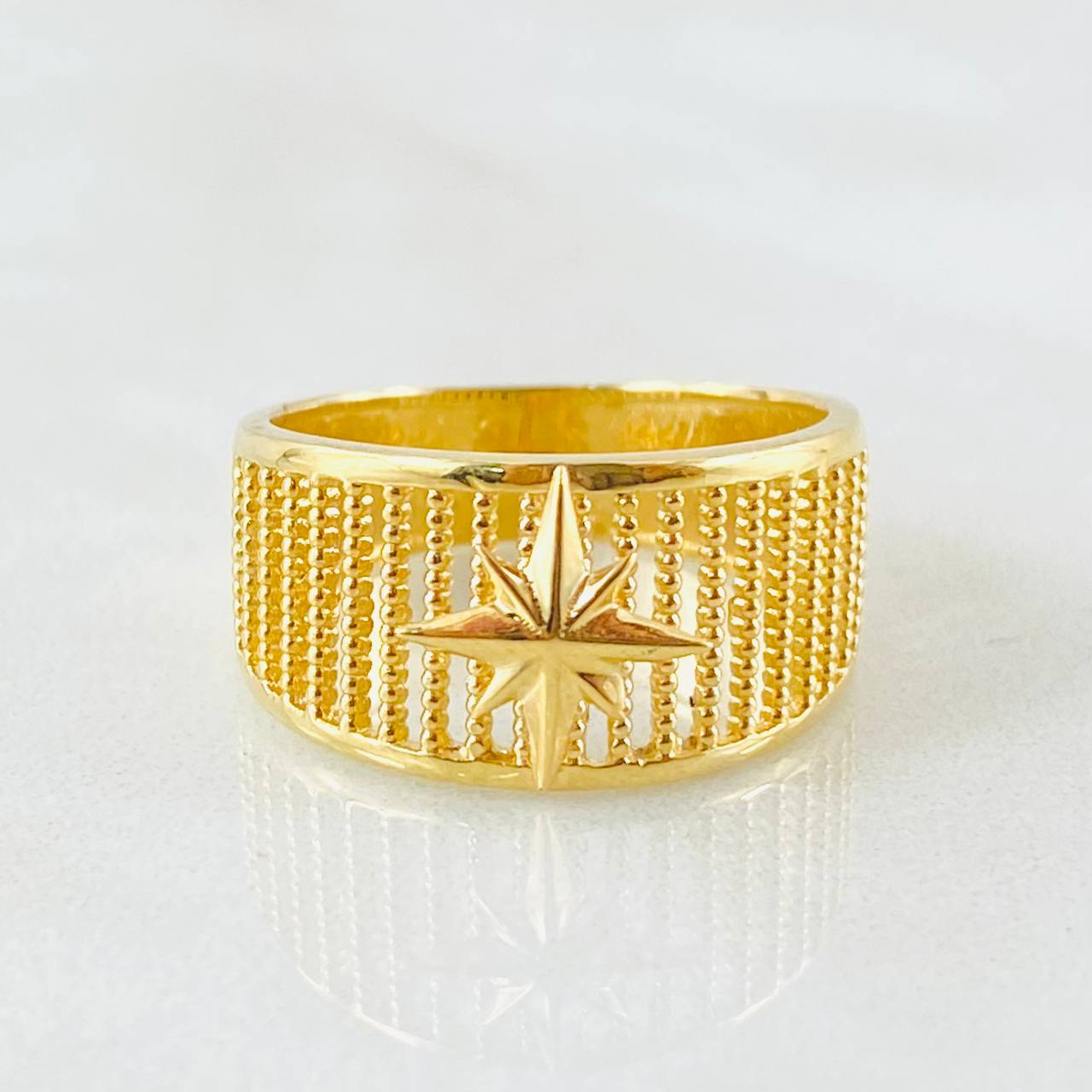 Anillo Estrella cardinal 3.7gr / T6 / Oro Amarillo 18K *