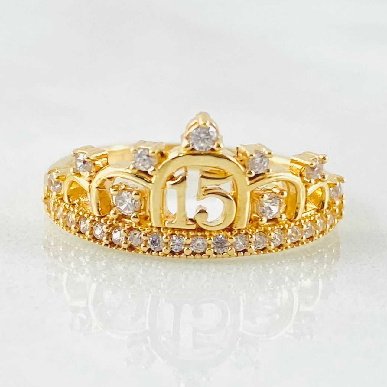Crown Ring 15s 2.2gr / Size 5 1/4 / 18K Gold *