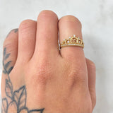Crown Ring 15s 2.2gr / Size 5 1/4 / 18K Gold *