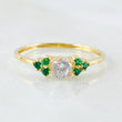 Anillo Solitario Trio Chispas 1.05gr / T6 / Oro Amarillo 18K ©
