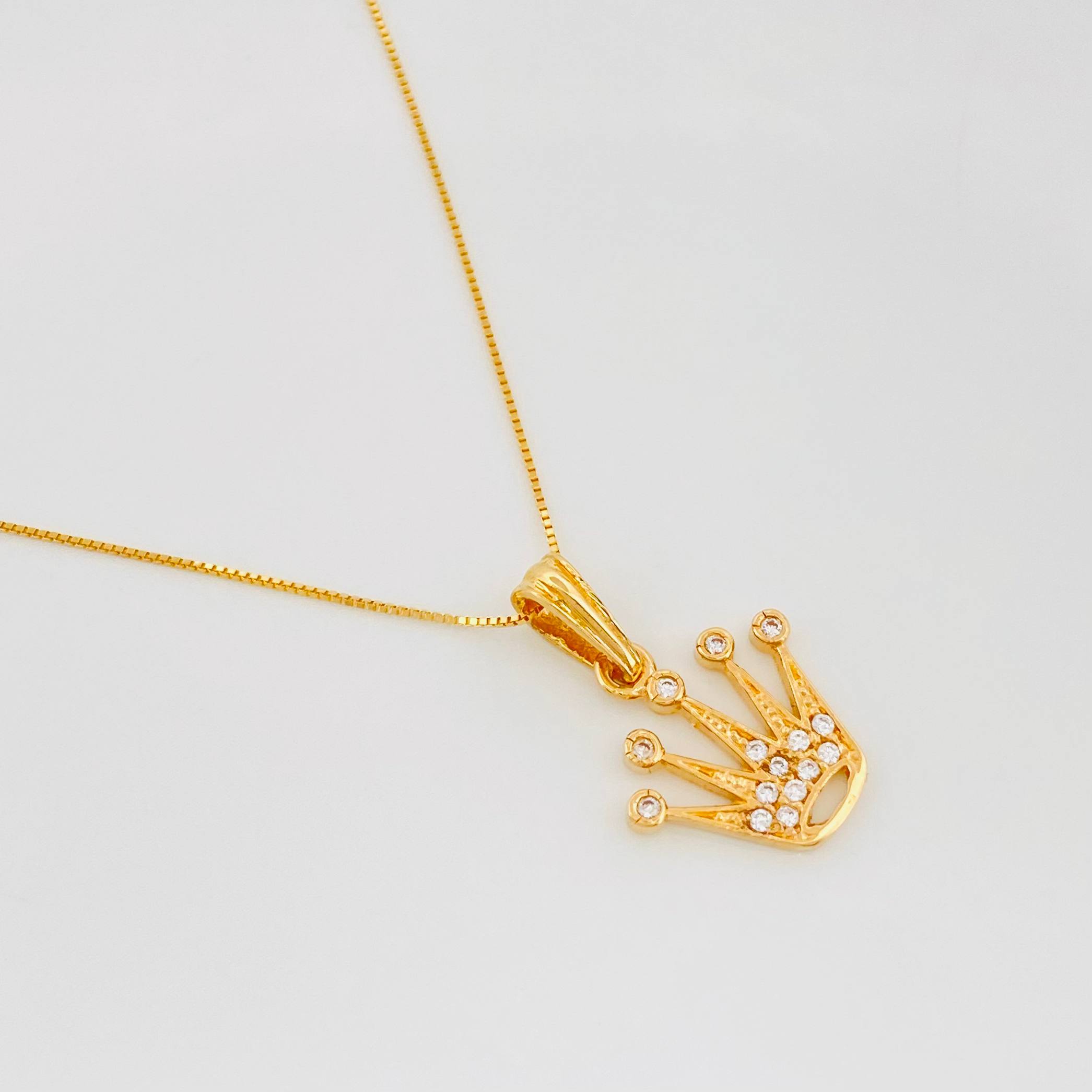 Set Cadena Veneciana + Dije Corona / 2.25g / 20 in Oro Amarillo 18K