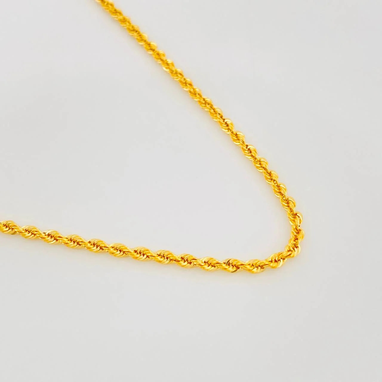 Rope Chain 1.65g / 18 in / 1.6mm 18K Yellow Gold