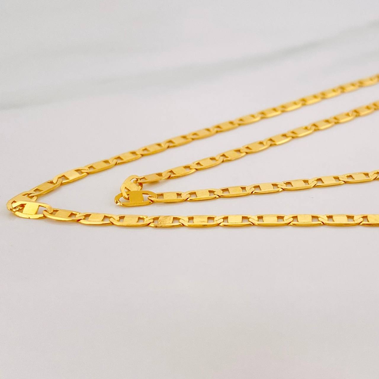 Cadena Escalera Plana 4.7g / 50cm / 2.47mm Oro Amarillo 18K