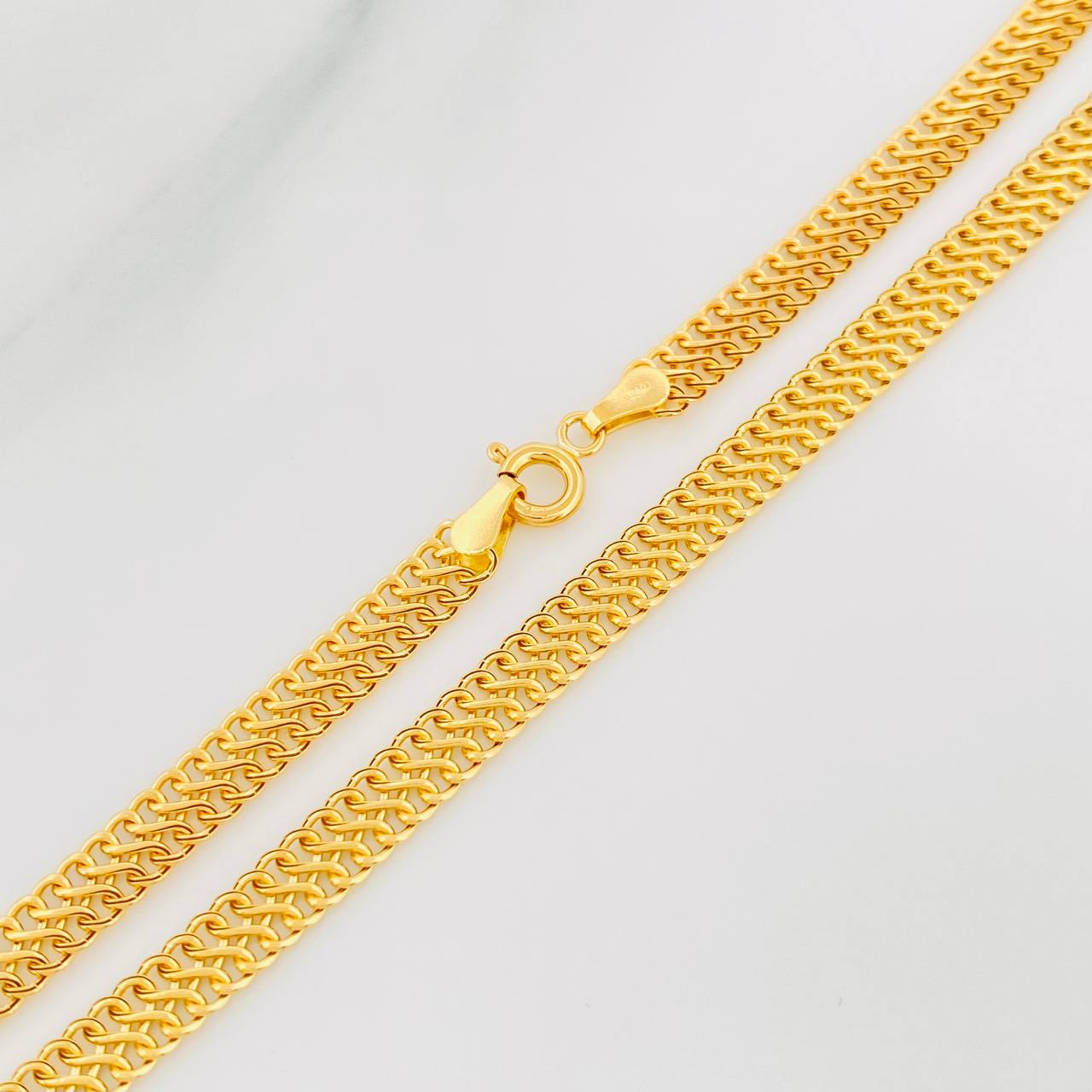 Sedusa Chain 5.85g / 18 in / 4.8mm Yellow Gold 18K