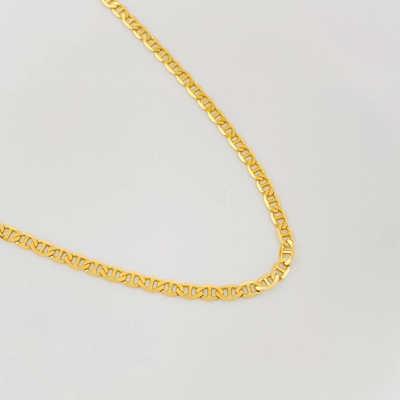 Cadena Escalera 5.55g / 24 in / 2.27mm Oro Amarillo 18K