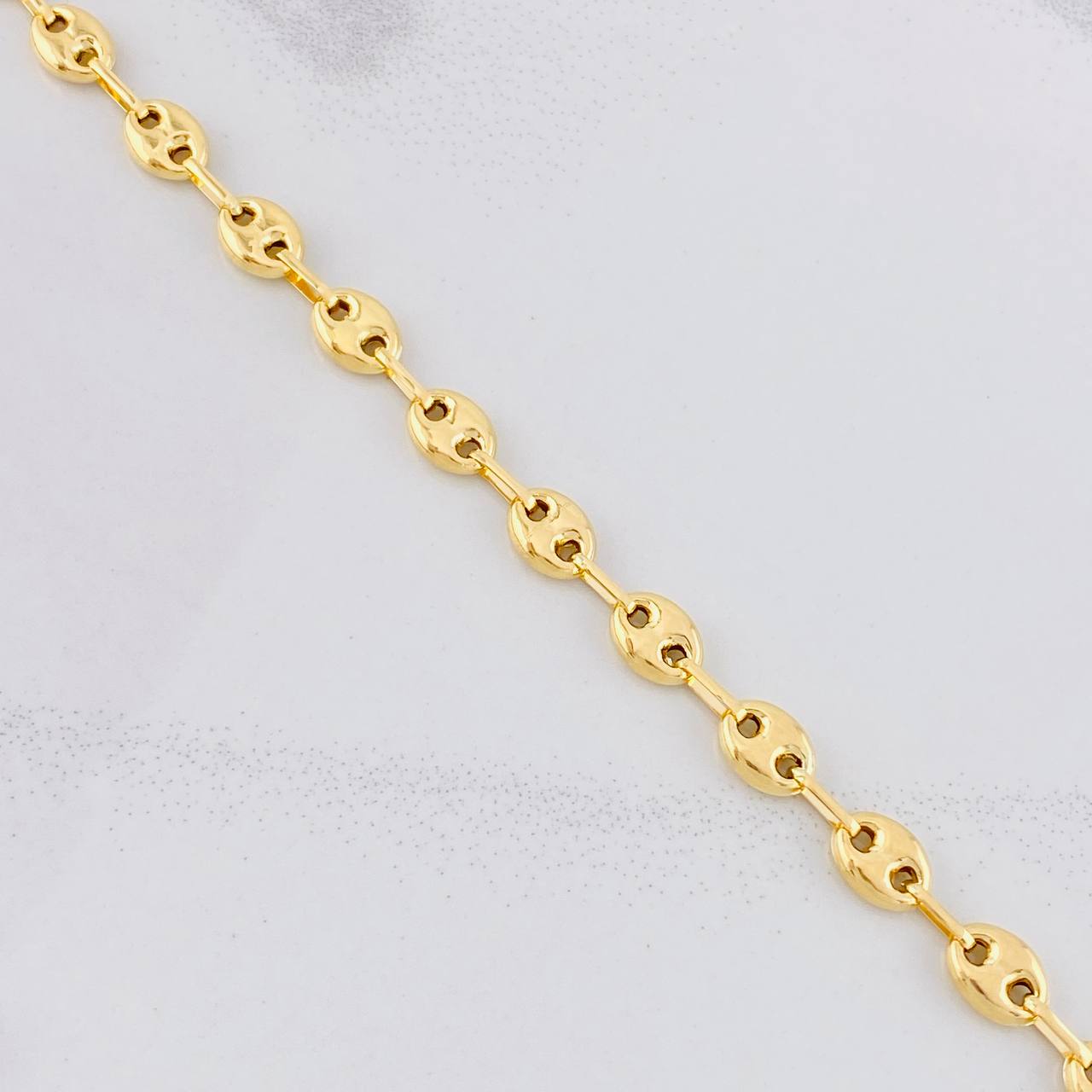 Tobillera GC 5.7g / 9 in / 6.1mm Oro Amarillo 18K