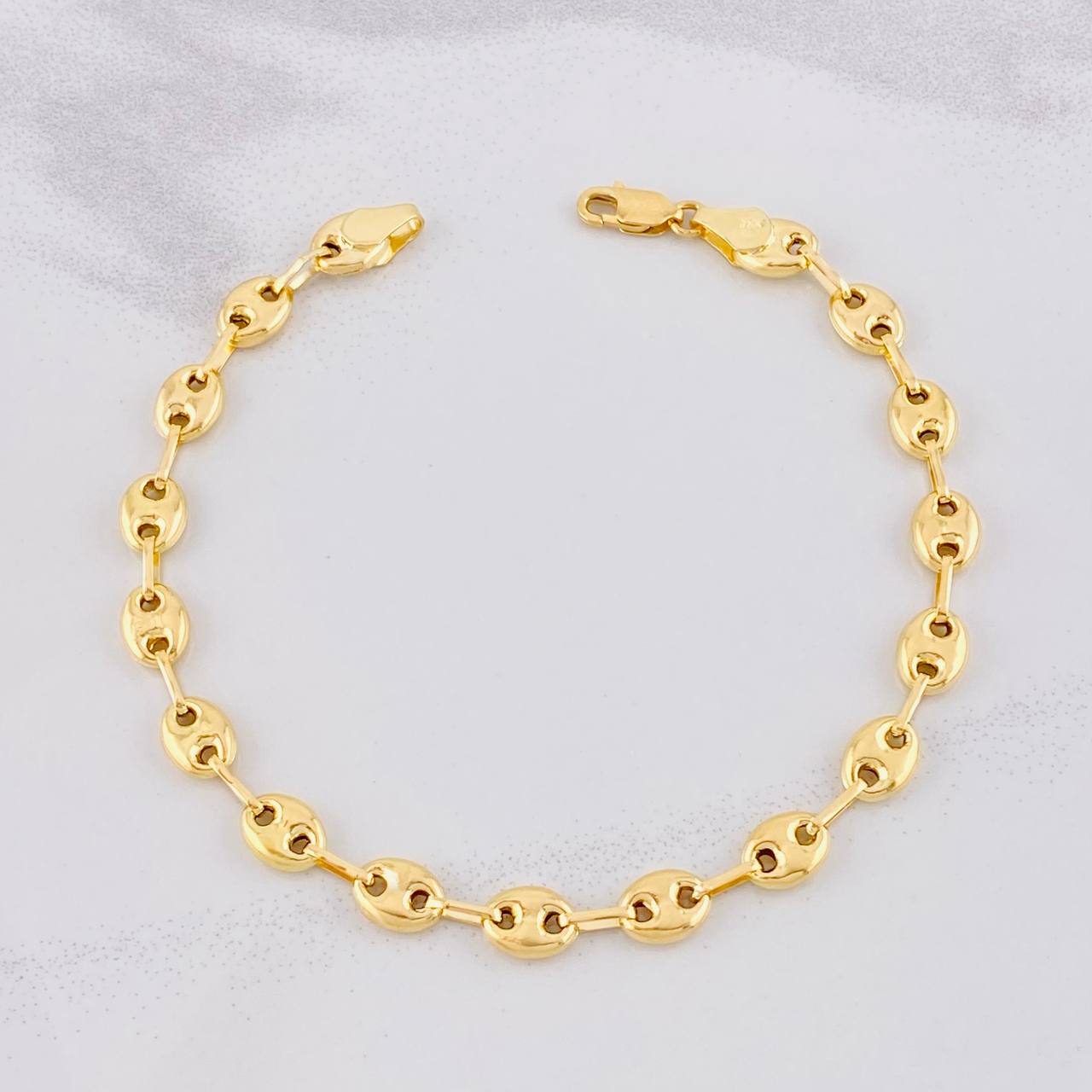Pulso GC 5.25g / 8 1/4 in / 6.1mm Oro Amarillo 18K
