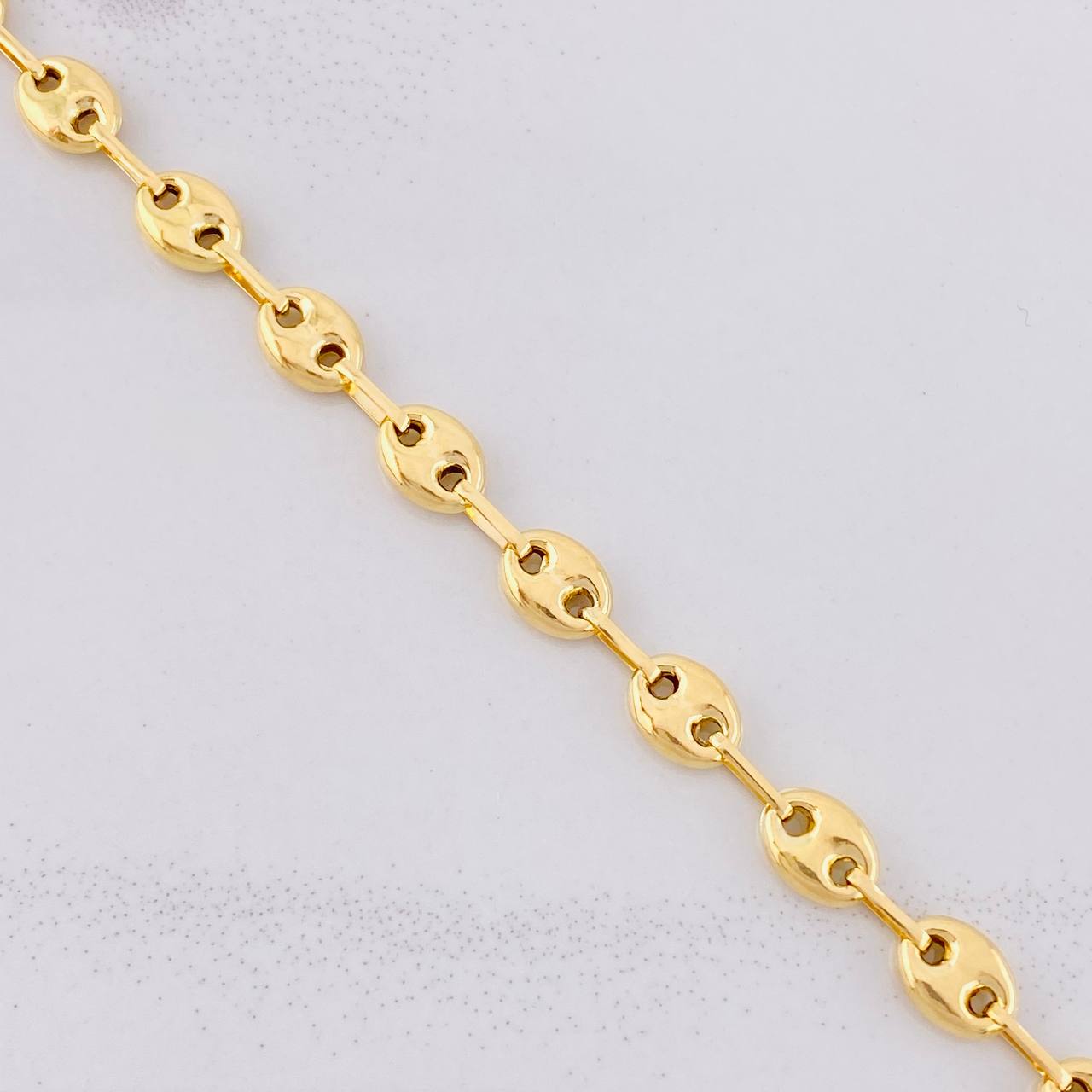 Pulso GC 5.25g / 8 1/4 in / 6.1mm Oro Amarillo 18K