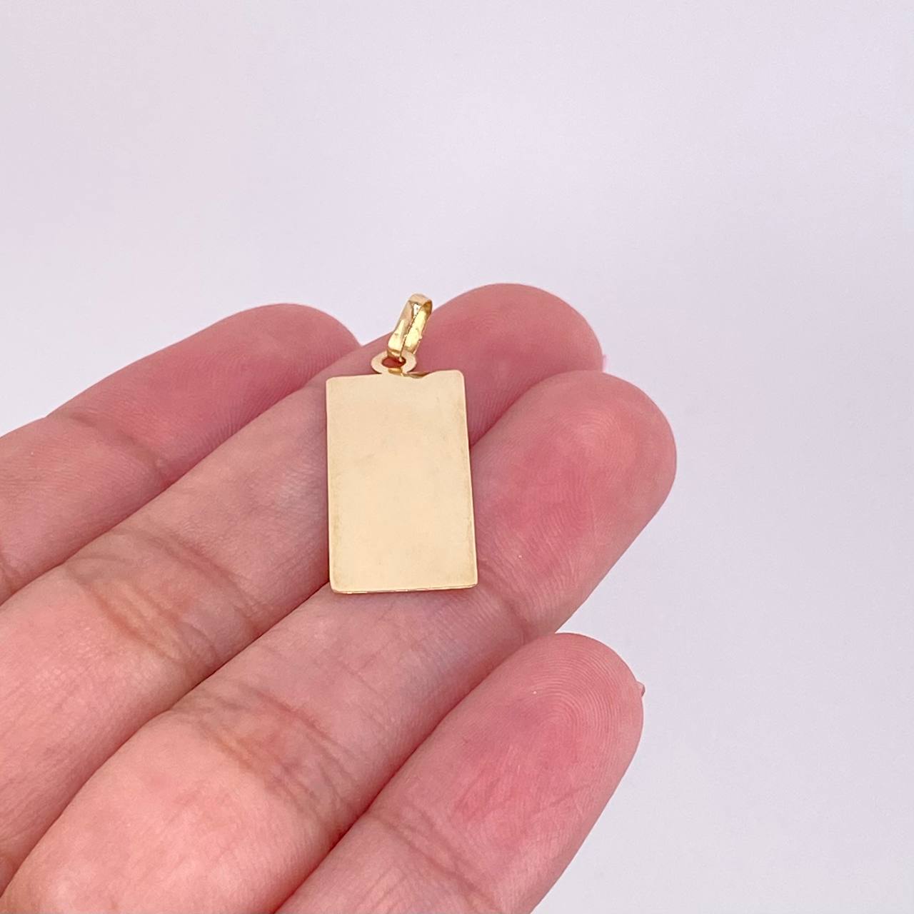 Rectangular Plate Pendant 0.95g / 1 1/4 in 18K Yellow Gold