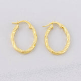 Mary Oval Hoop Earrings 1.35g / 3/4 in 18K Yellow Gold