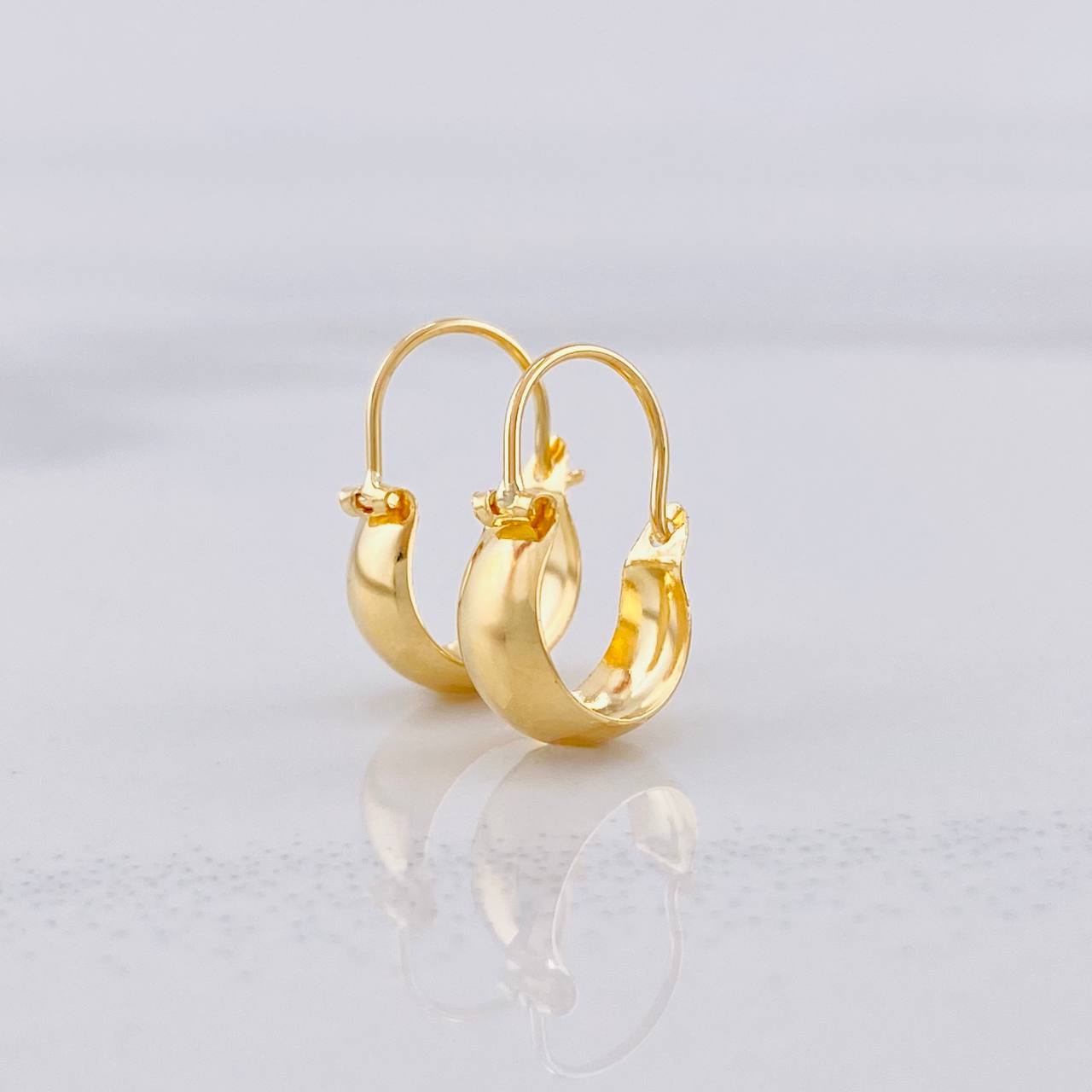 Hoop Earrings Ash 0.6g / 1/2 in Yellow Gold 18K