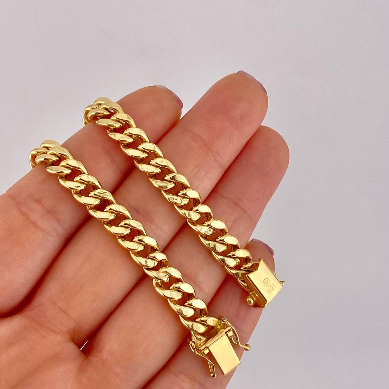 Cadena Cubana 14.8g / 20 in / 6.6mm Oro Amarillo 18K (Oferta)