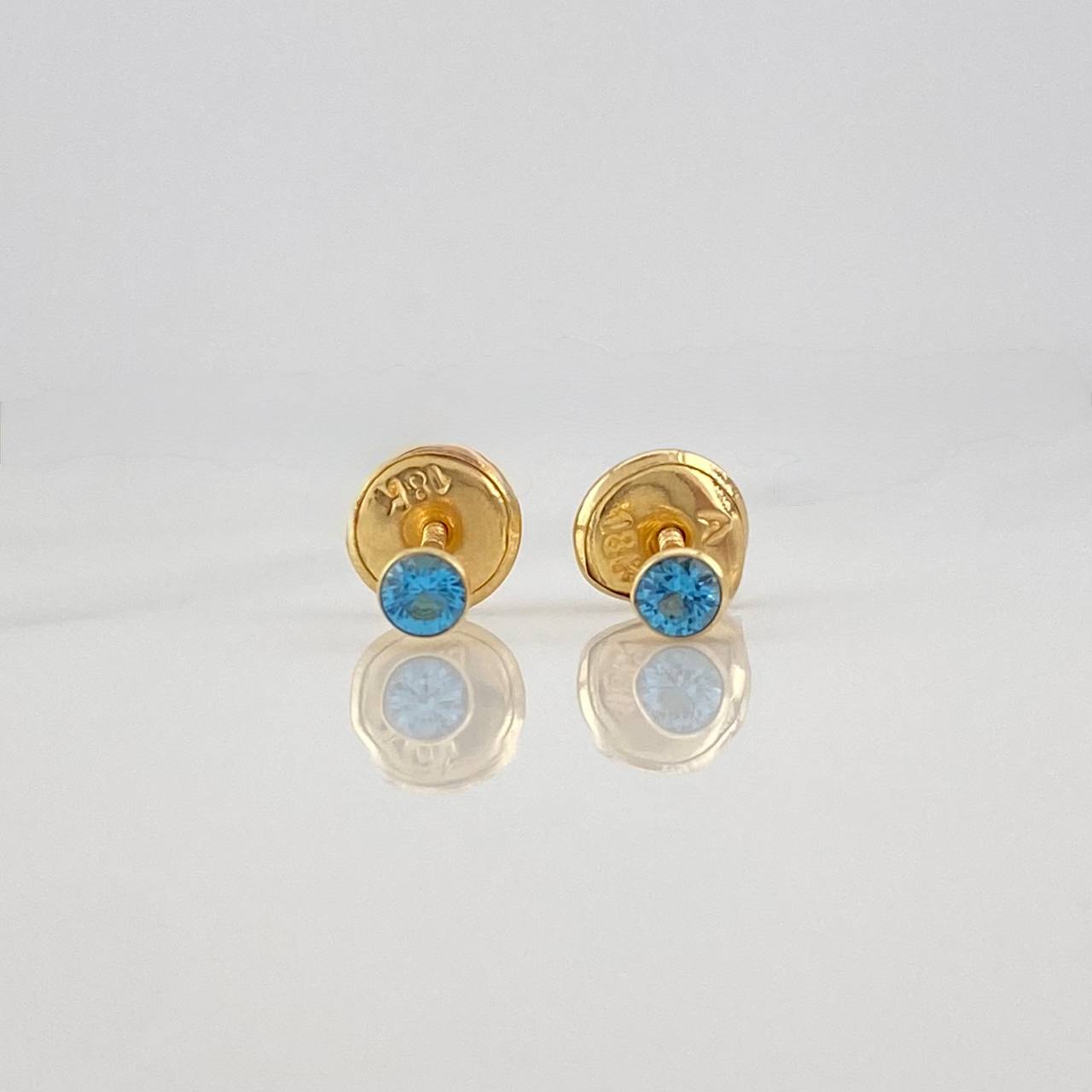 Stud Earrings Bezel 0.35g / in / 2.78mm Yellow Gold 18K