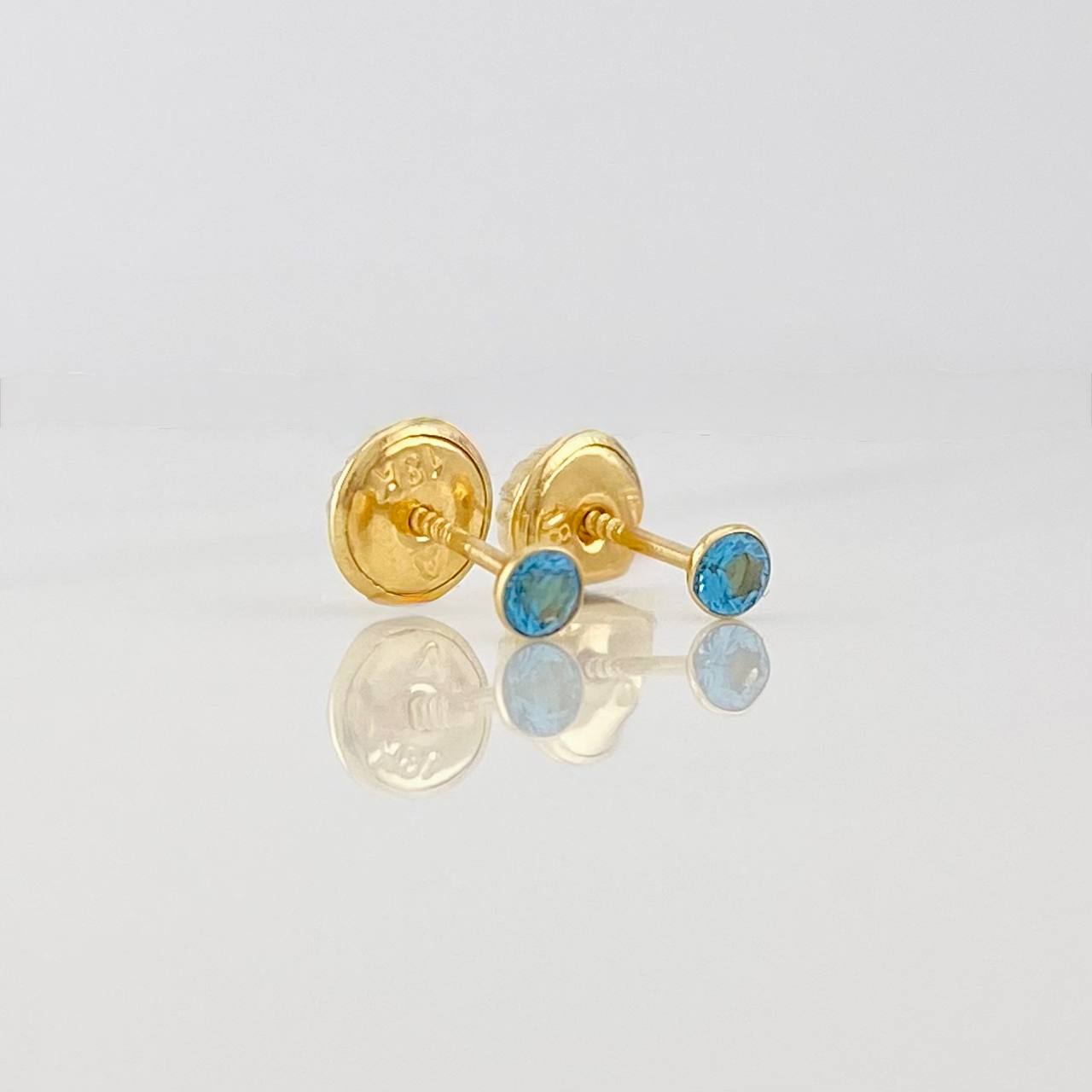 Stud Earrings Bezel 0.35g / in / 2.78mm Yellow Gold 18K