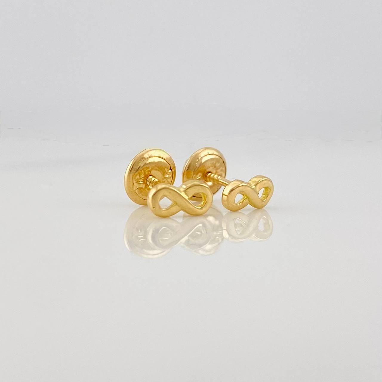 Topos Infinito 0.7g / in / 6.31mm Oro Amarillo 18K