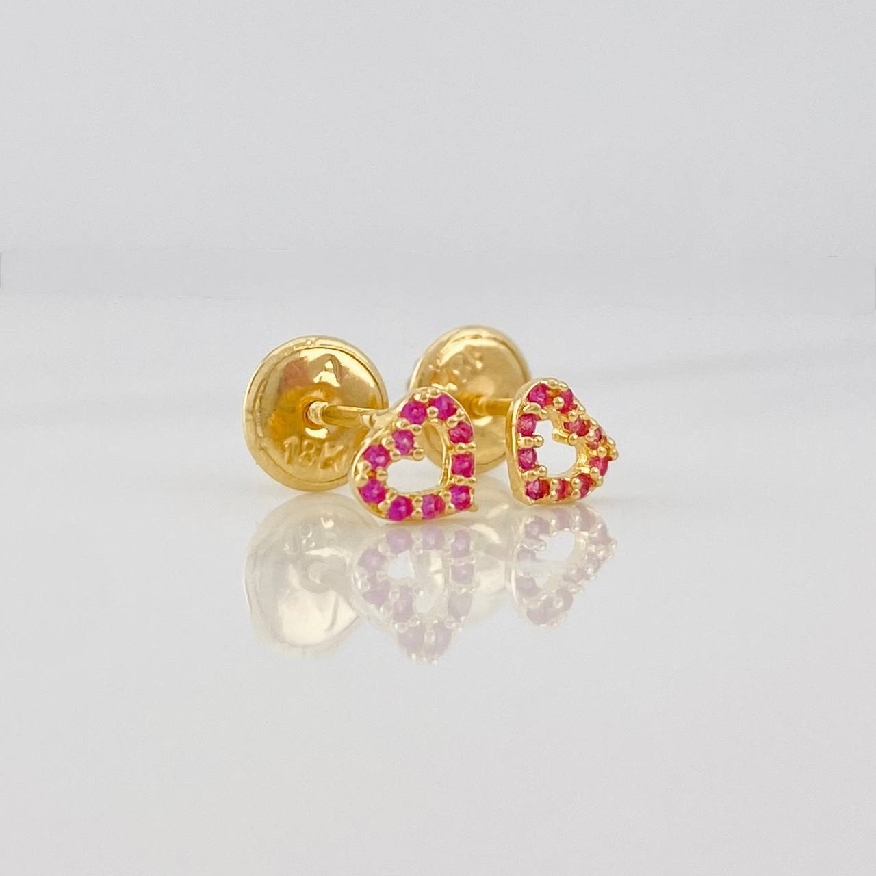 Stud Earrings Heart 0.55g / in / 4.89mm Yellow Gold 18K