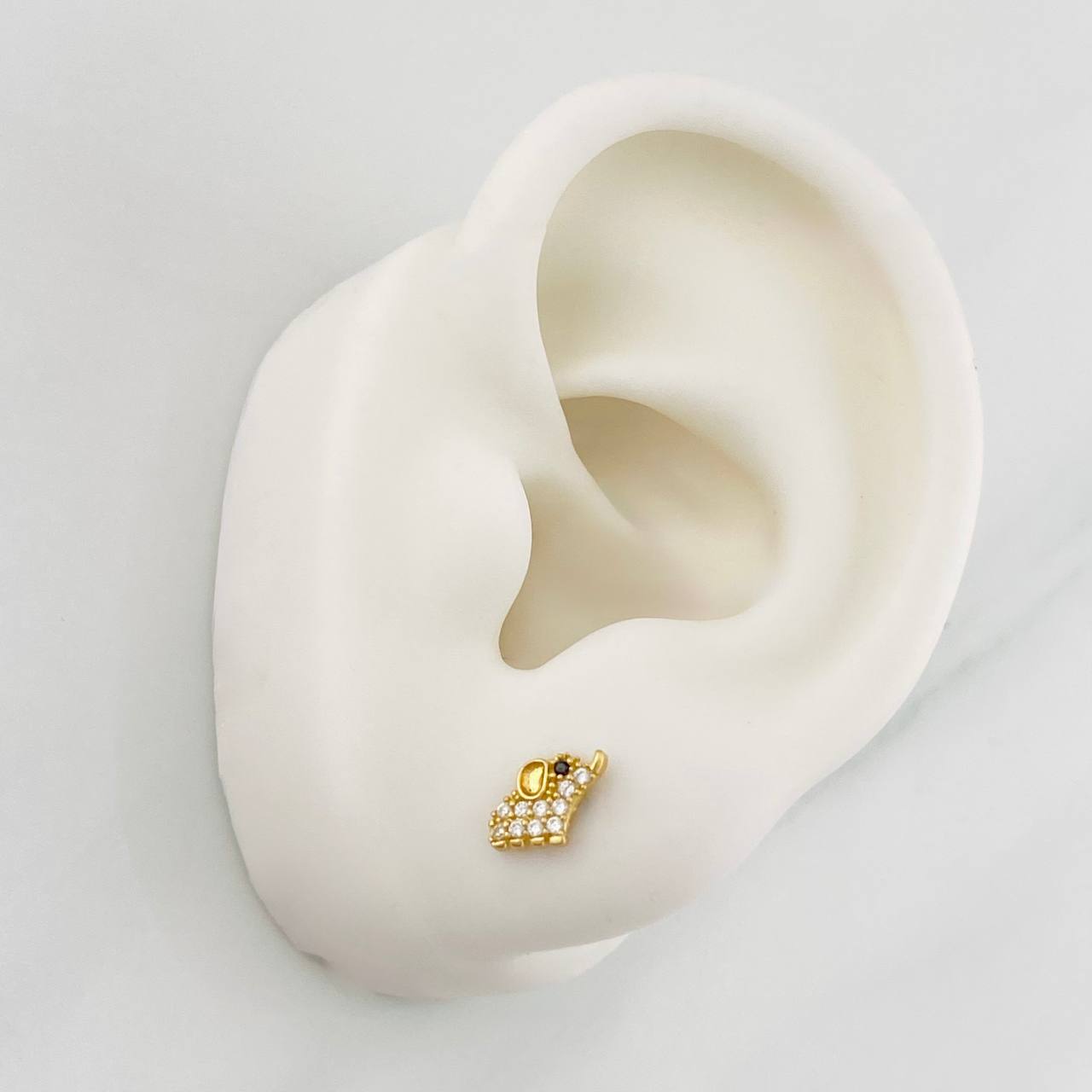 Stud Earrings Elephant 0.9g / in / 8.78mm Yellow Gold 18K
