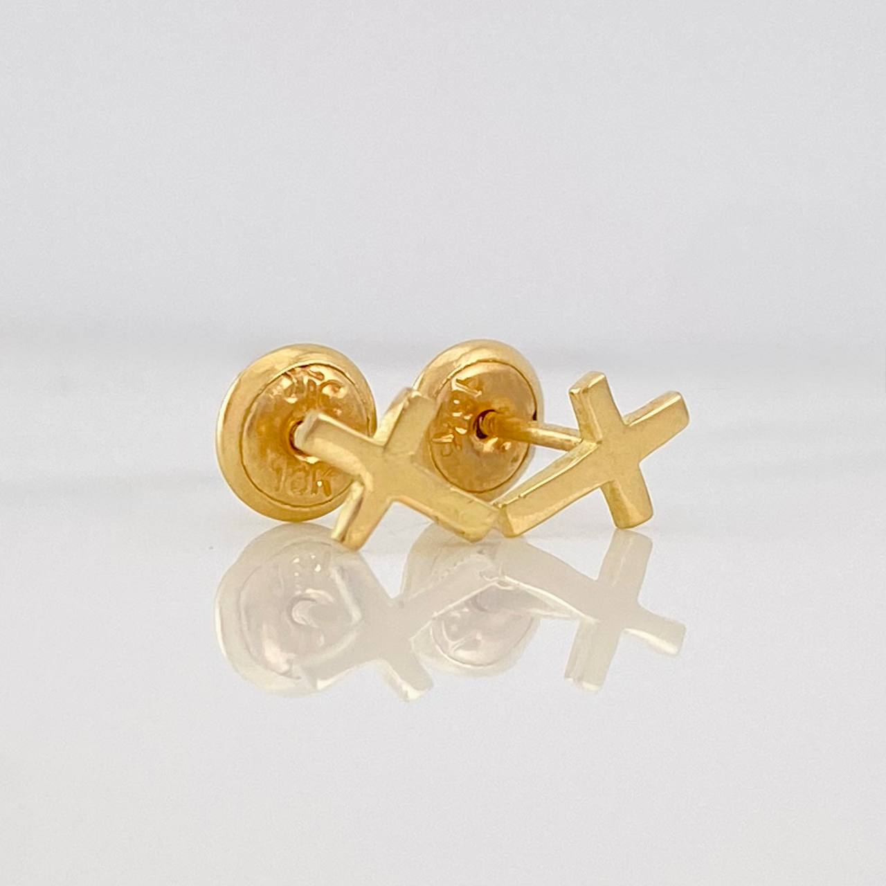 Stud Earrings Cruz 0.7g / in / 5.24mm Yellow Gold 18K