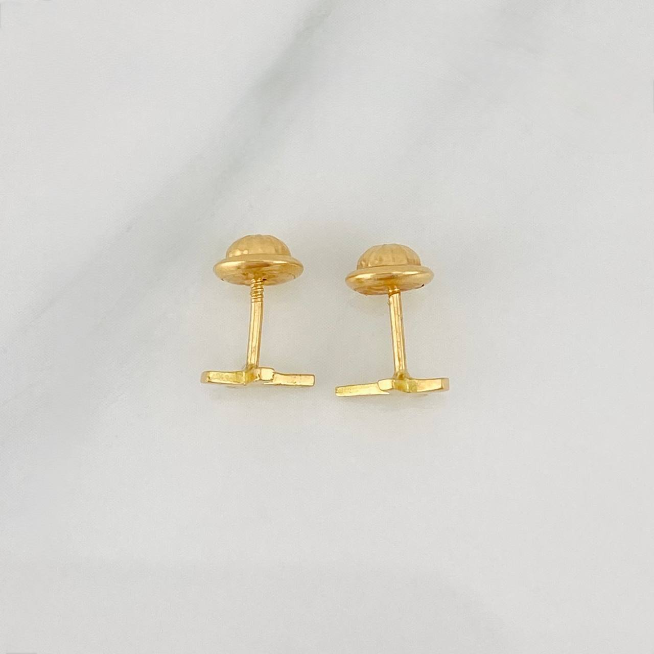 Stud Earrings Cruz 0.7g / in / 5.24mm Yellow Gold 18K