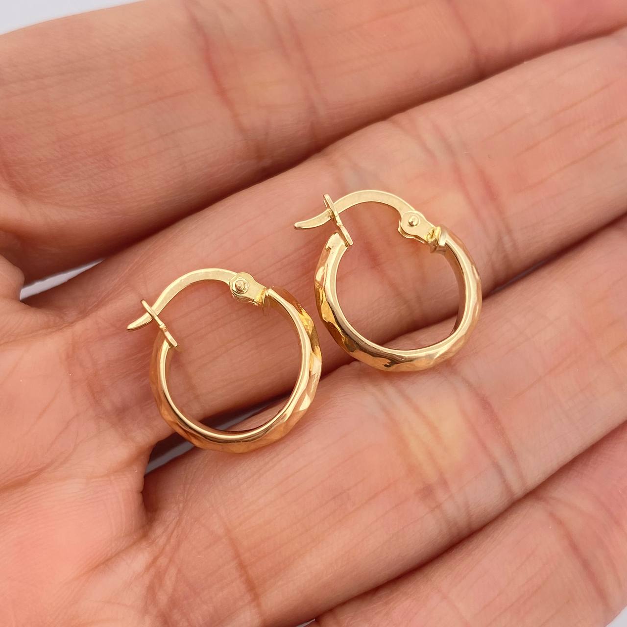 Candongas Lucero 1gr / 1/2 in / Oro Amarillo 18K %