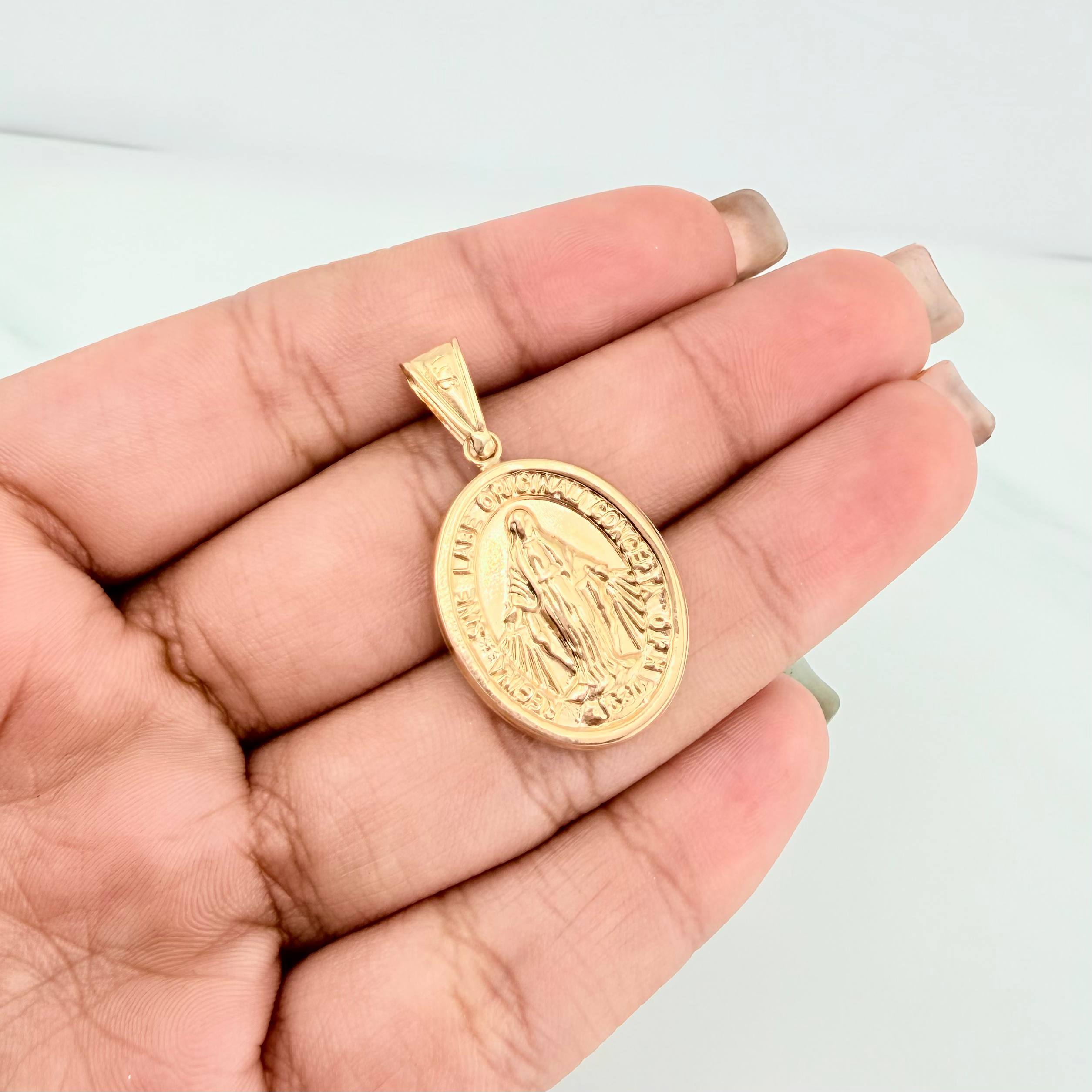Pendant Miraculous Virgin 1.95 g / 1 1/4 in 18K Yellow Gold