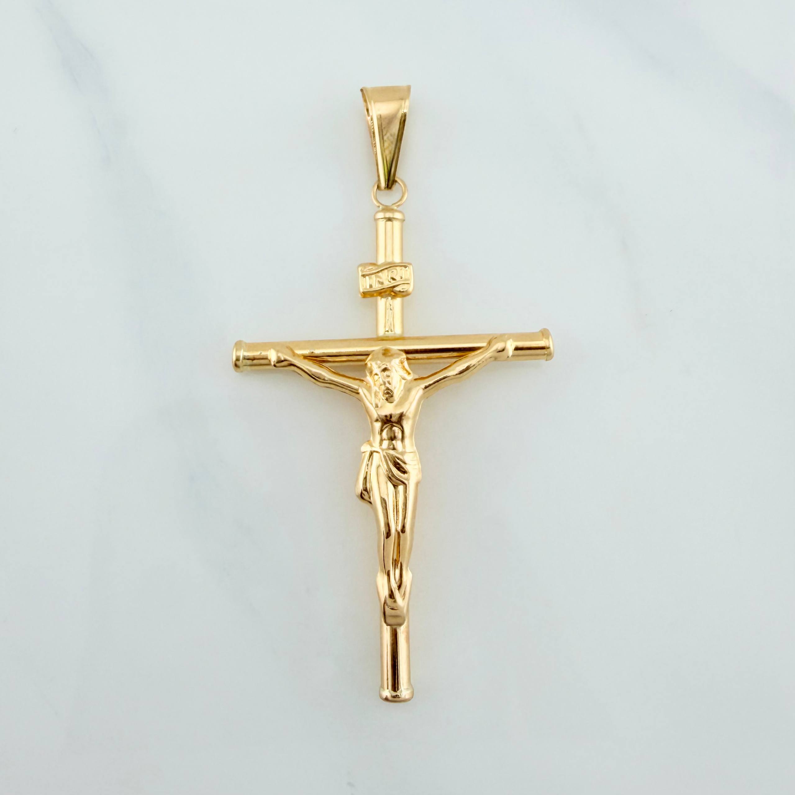 Pendant Cross Christ 3.15 g / 2 1/4 in 18K Yellow Gold