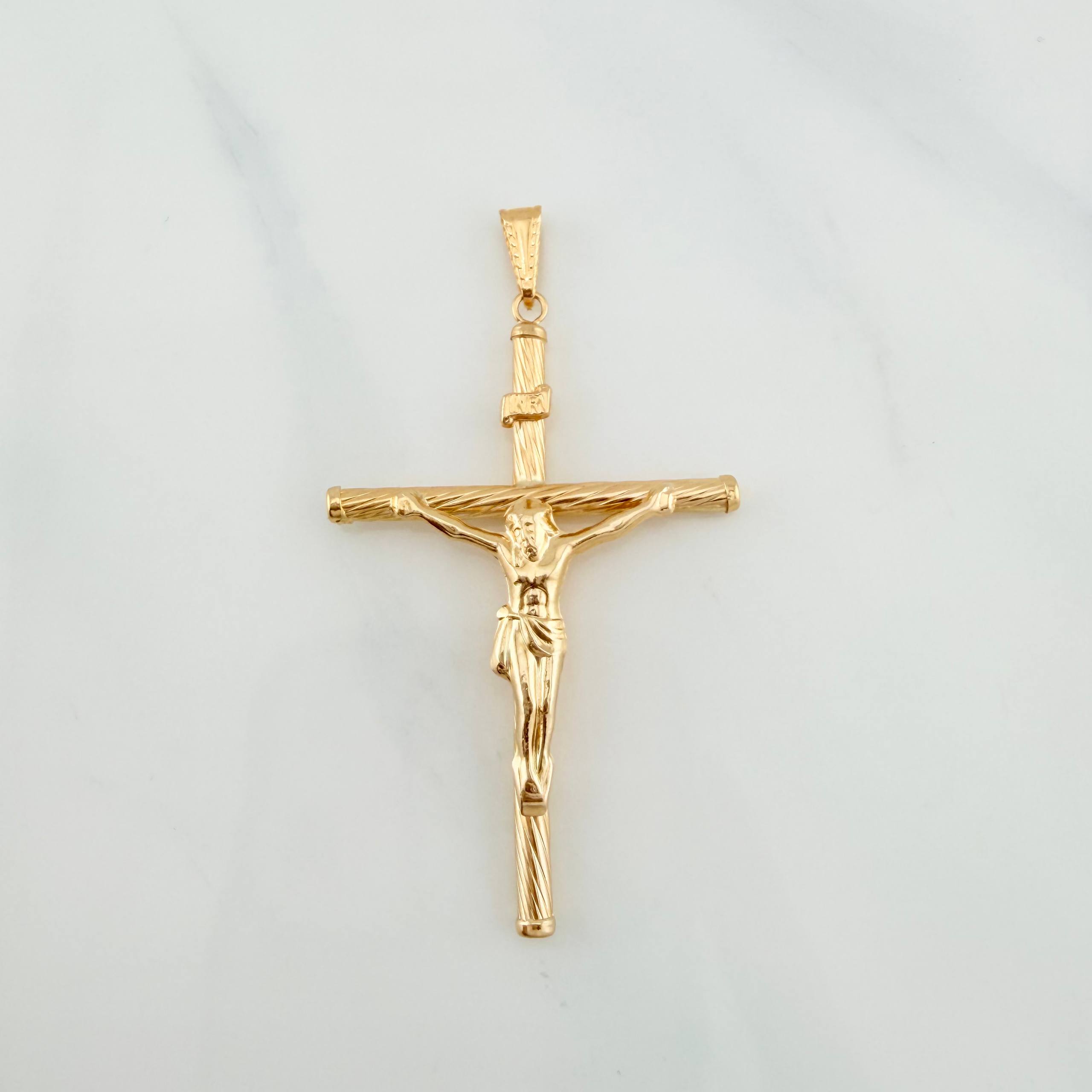 Pendant Cross Christ 1.85 g / 2 1/4 in 18K Yellow Gold