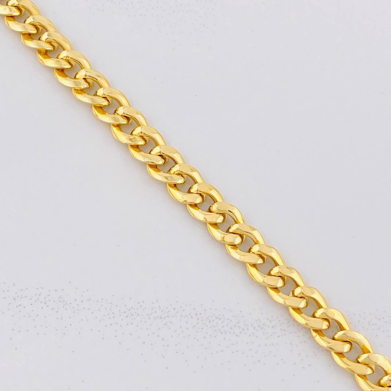 Cuban Links Bracelet 4.15g / 7 1/2 in / 6.3mm Yellow Gold 18K