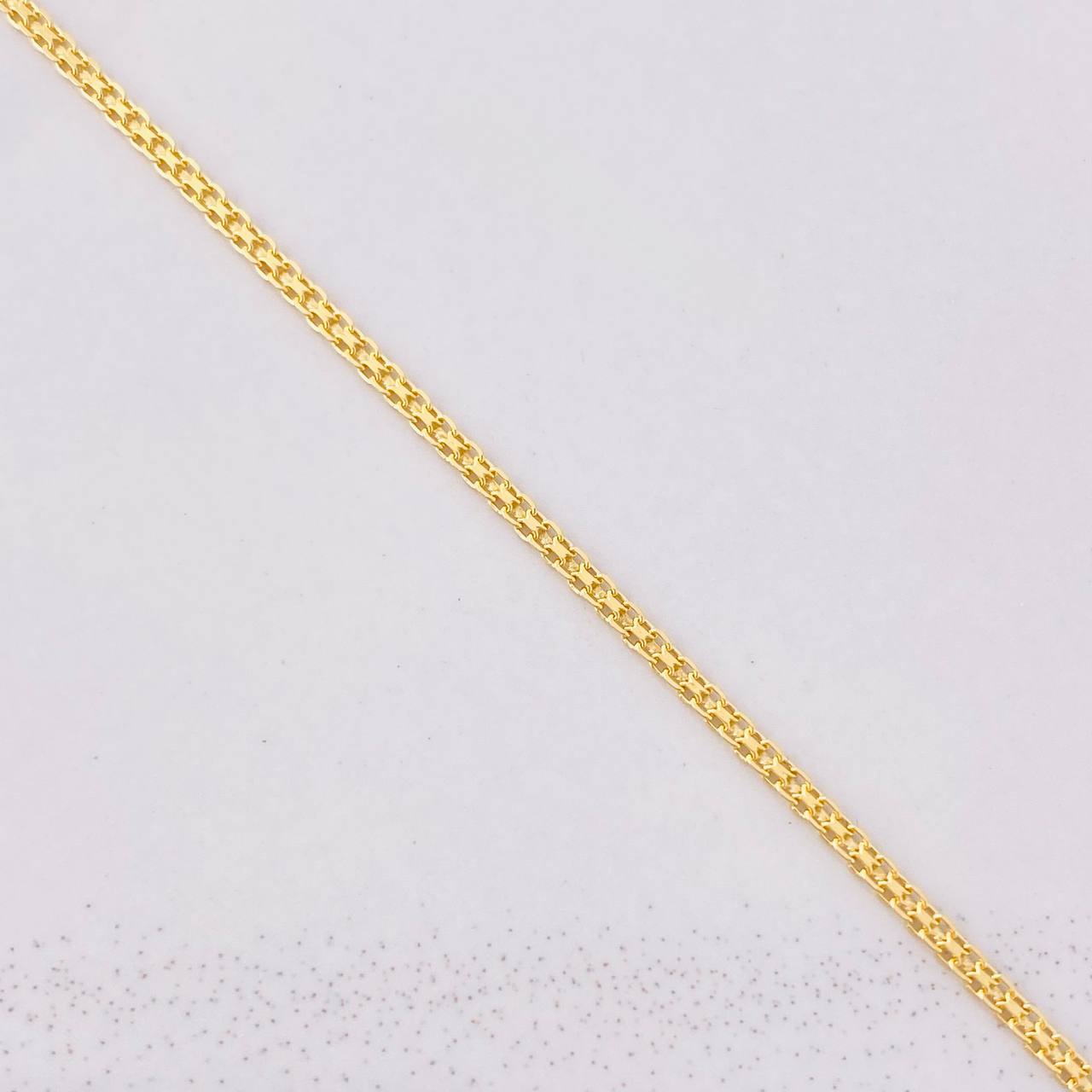 Cadena China 3.2g / 24 in / 1.4mm Oro Amarillo 18K