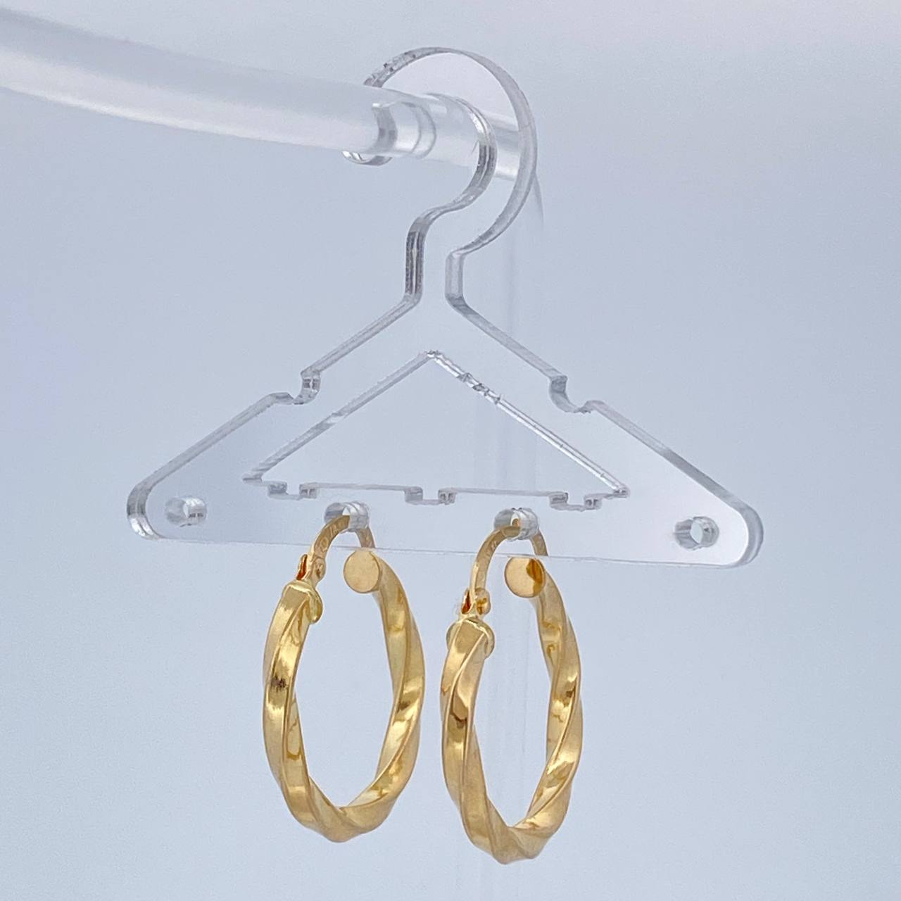 Hoop Earrings Kari 1.95gr / 1 in / 18K Yellow Gold %