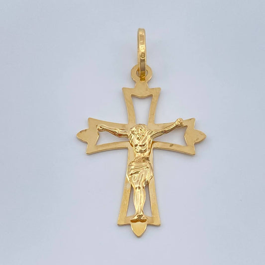 Dije Cruz Gotica 1.15gr / 1 1/4 in / Oro Amarillo 18K %