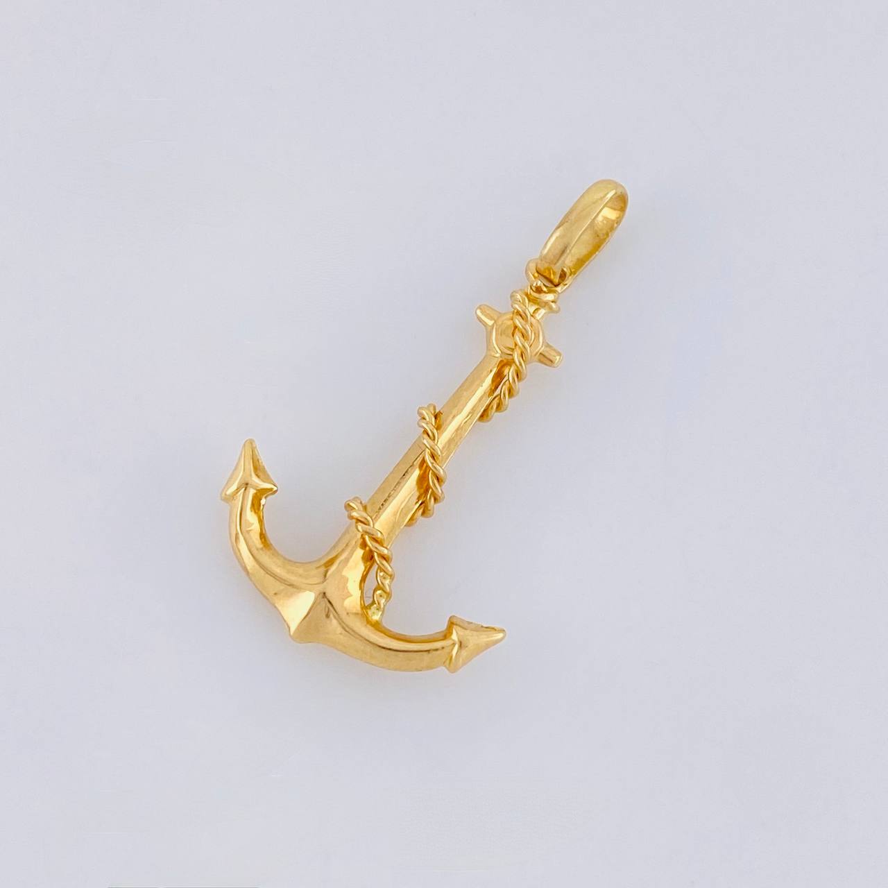 Pendant Anchor 1.8g / 1 1/4 in 18K Yellow Gold