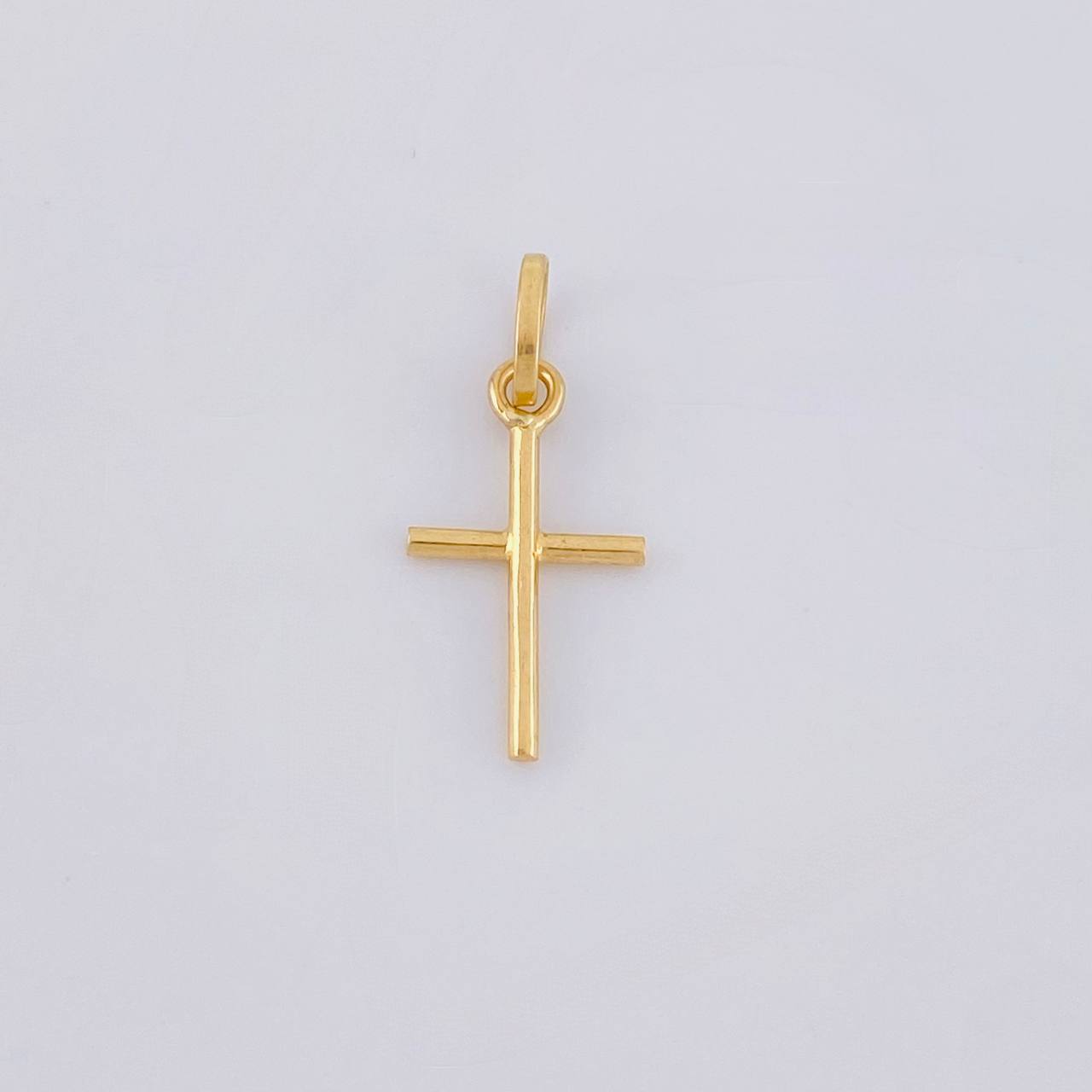 Plain Cross Pendant 0.45g / 3/4 in 18K Yellow Gold
