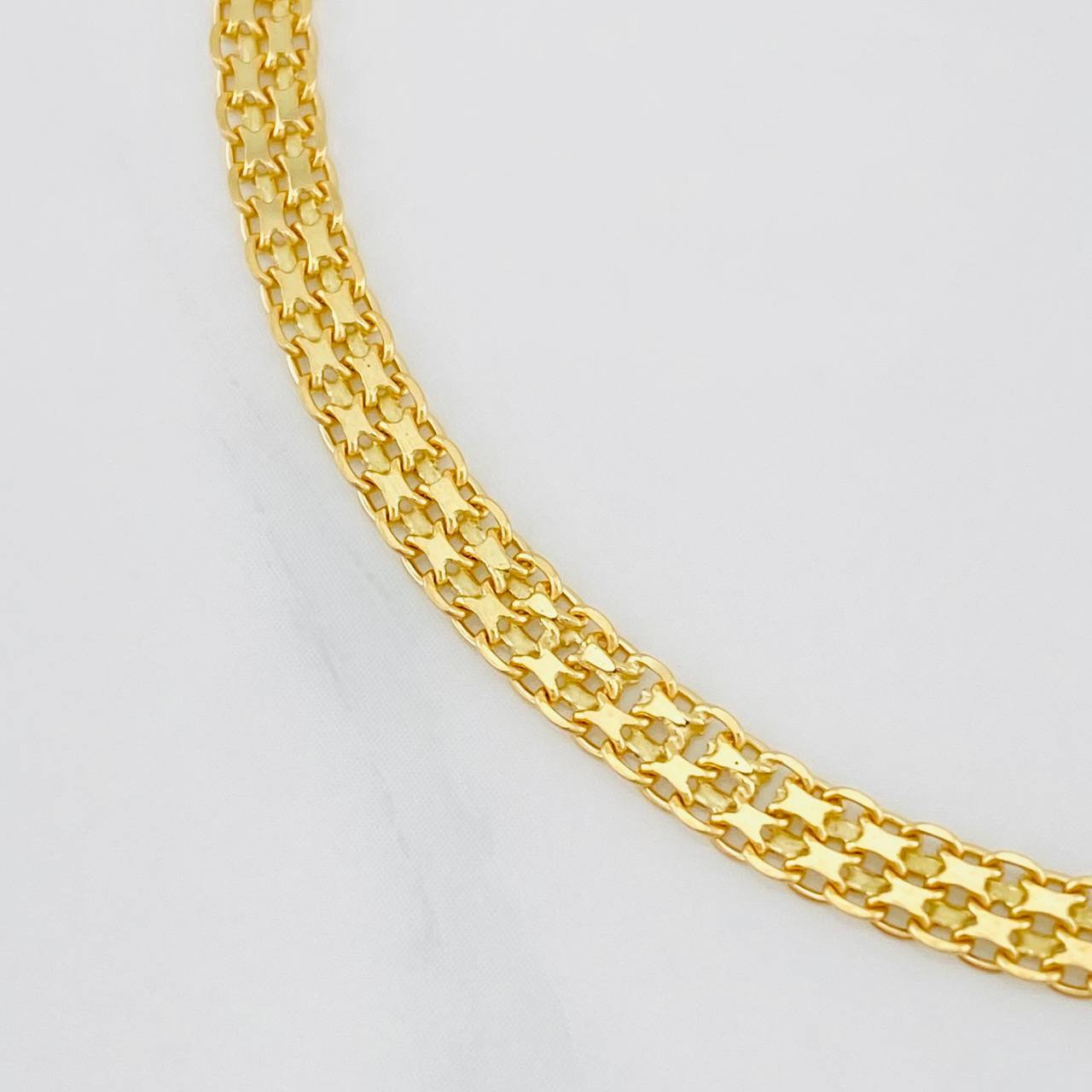 Bismark Bracelet 4.9g / 7 1/2 in / 3.75mm 18K Yellow Gold