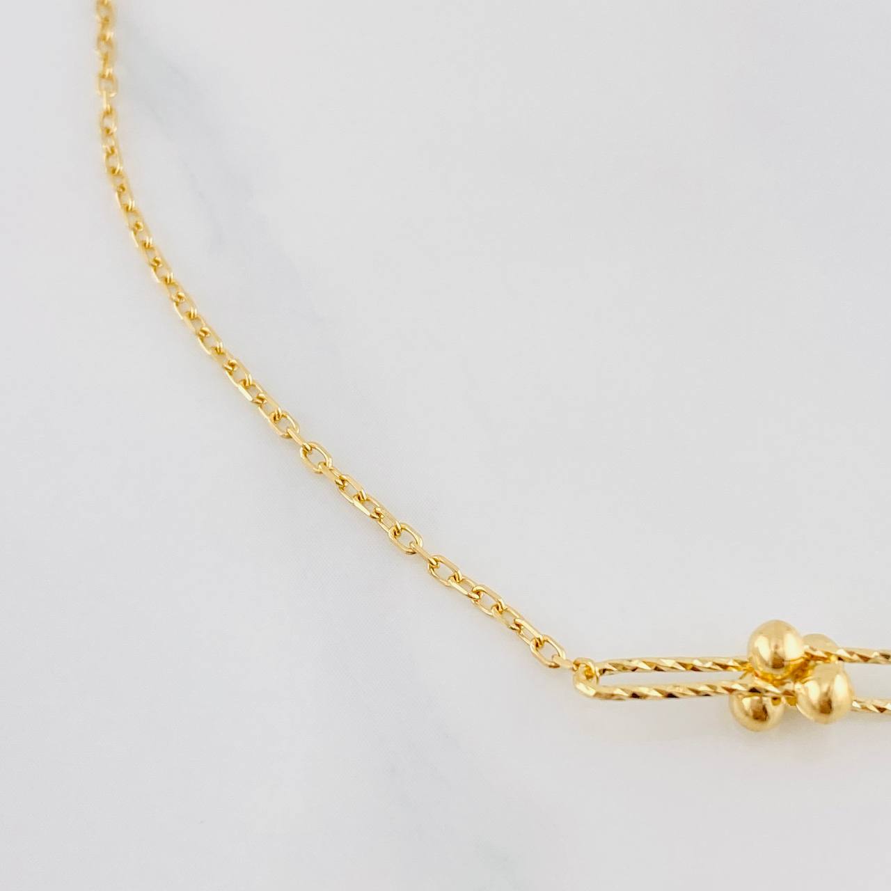 Pulso Aro Seguido Atomo 2.25g / 8 1/4 in / 1.3mm Oro Amarillo 18K