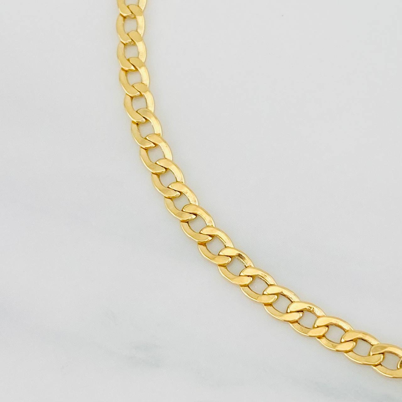 Pulso Cubano Placa 3.7g / 7 in / 3.2mm Oro Amarillo 18K