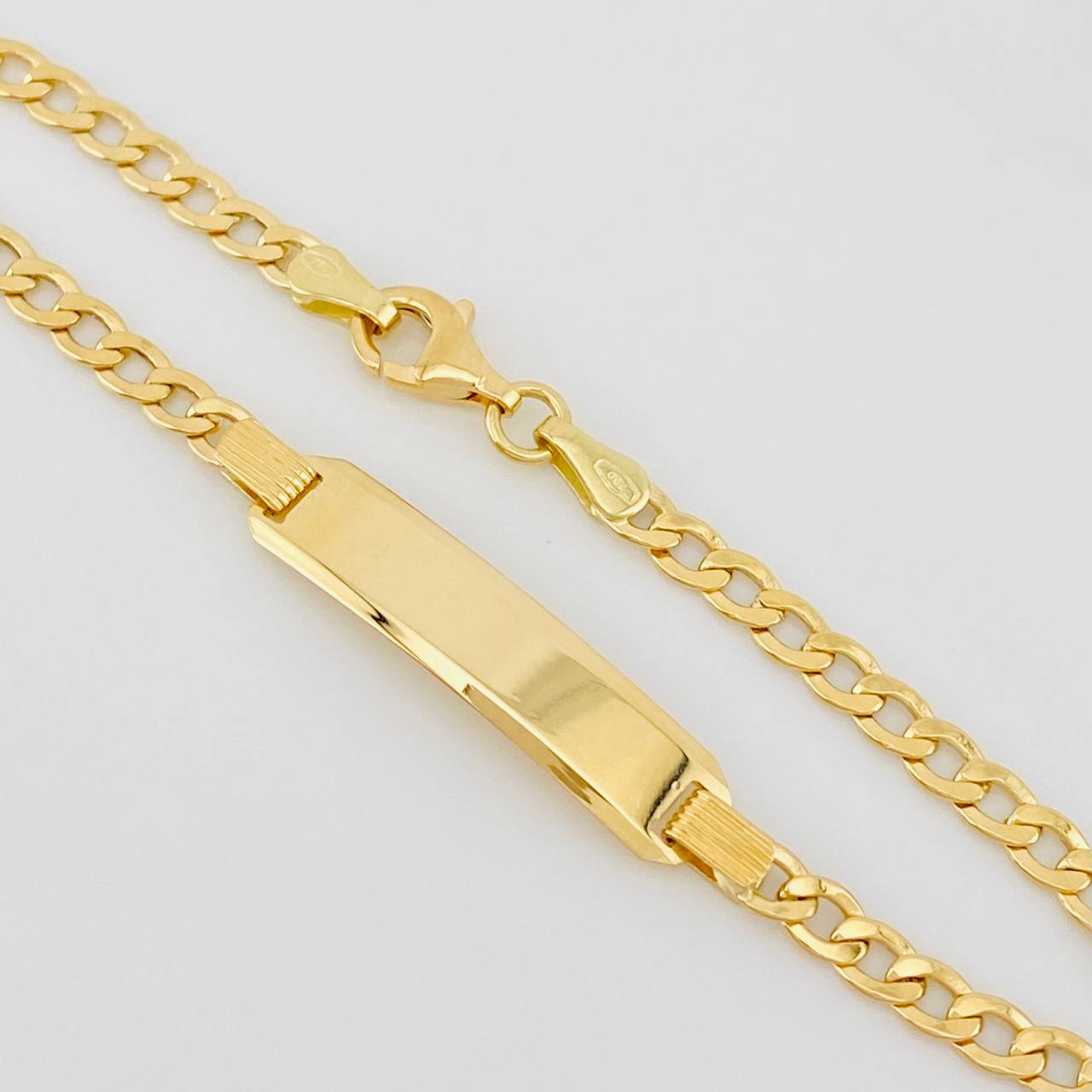 Pulso Cubano Placa 3.7g / 7 in / 3.2mm Oro Amarillo 18K
