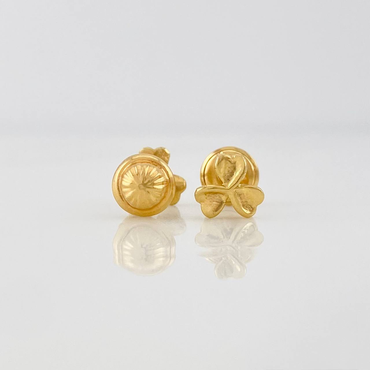 Stud Earrings Clover 0.8g / in / 5.8mm Yellow Gold 18K