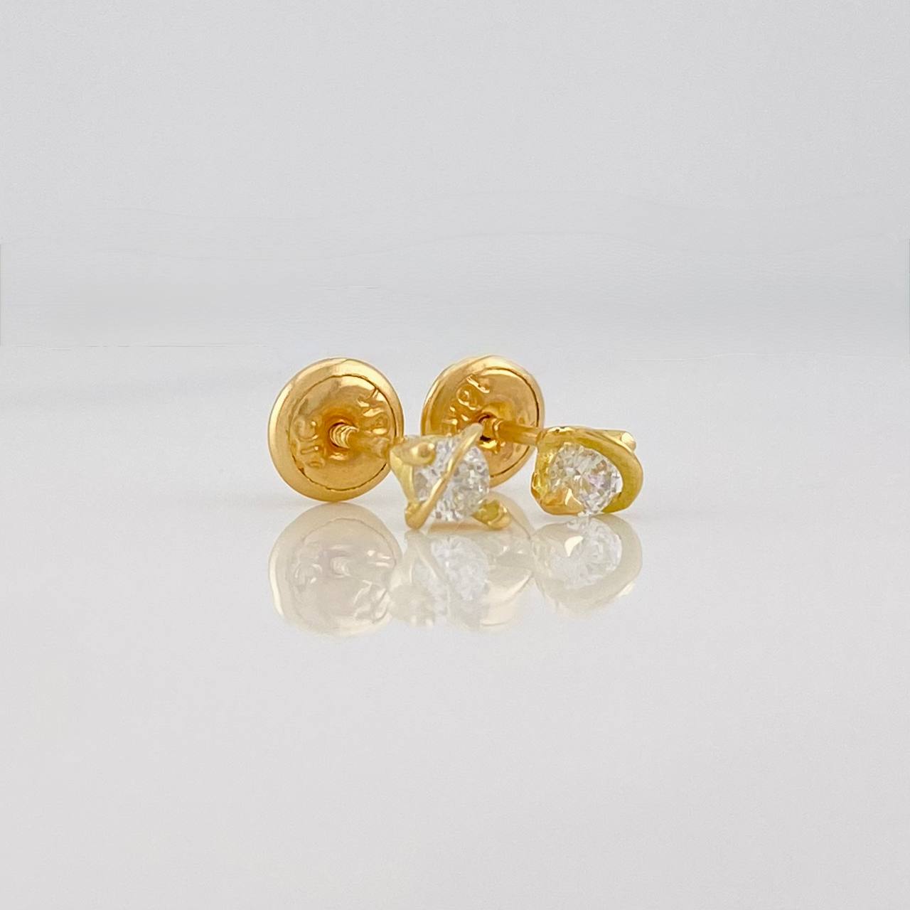 Stud Earrings Saturn 0.75g / in / 3.04mm Yellow Gold 18K