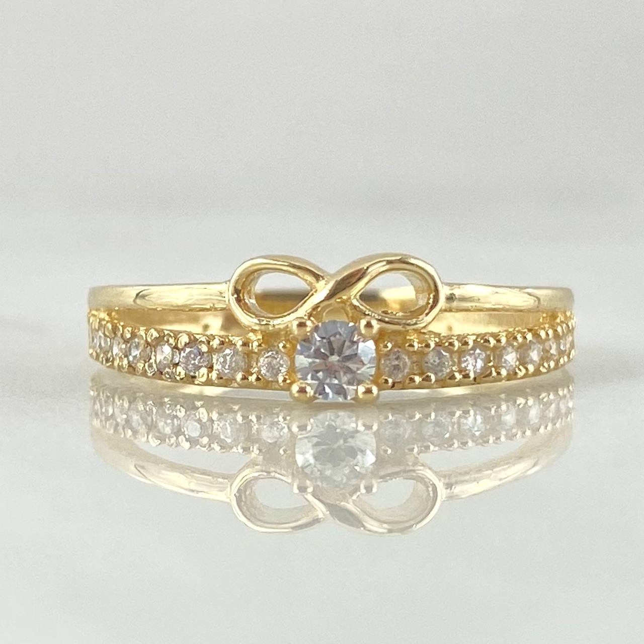 Solitaire Infinity Channel Ring 2.75gr / Size 7 / 18K Gold