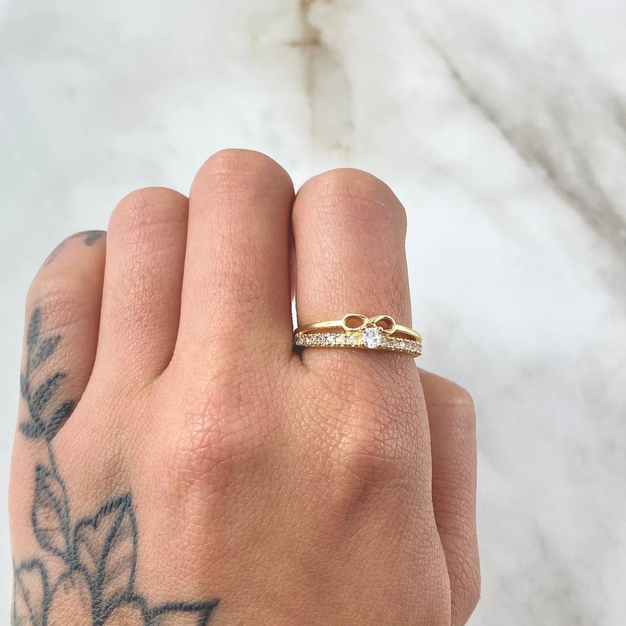 Solitaire Infinity Channel Ring 2.75gr / Size 7 / 18K Gold