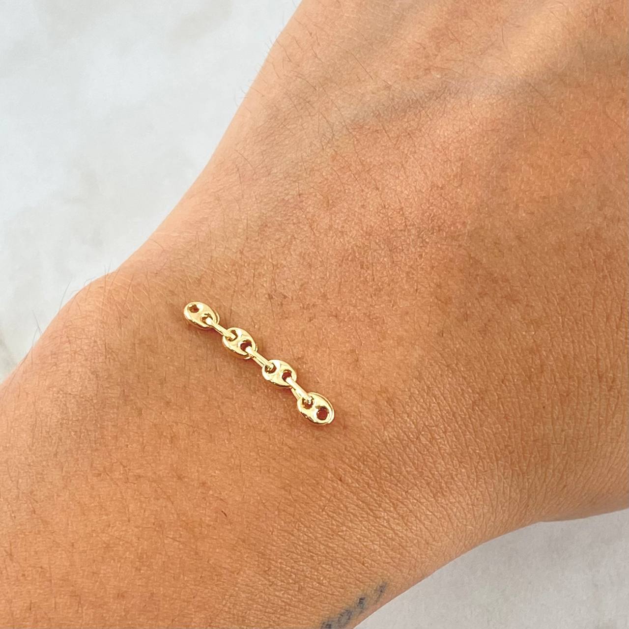 Charm Scrap GC 0.2gr / 0.9in / 18K Gold