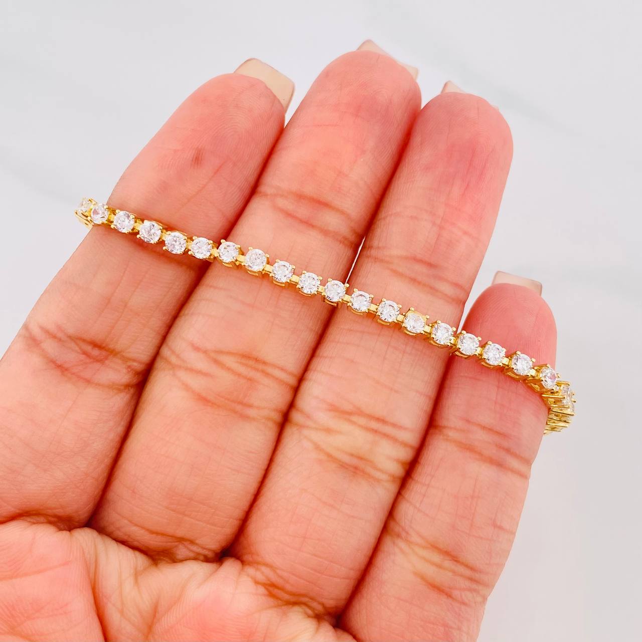 Tennis Bracelet 5.25g / 7 in / 2.09mm 18K Yellow Gold