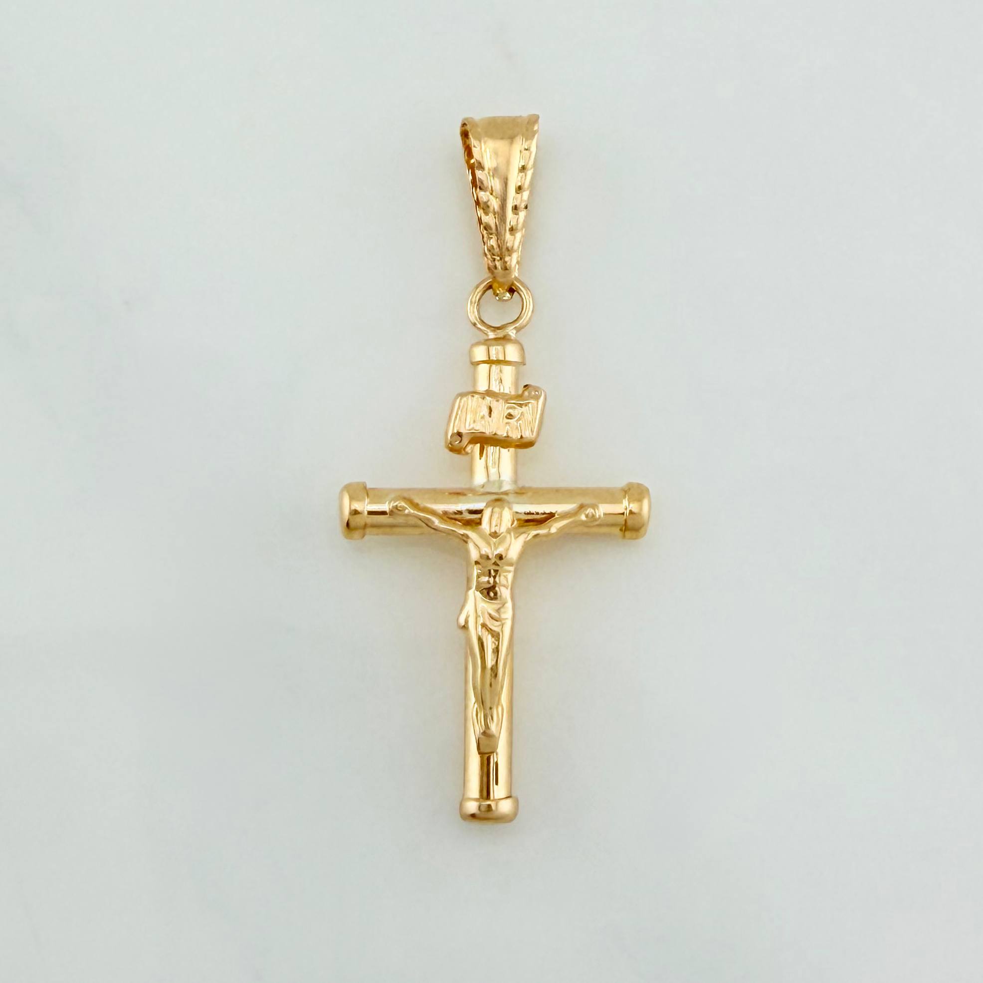 Pendant Cross Christ 1.1 g / 1 1/4 in 18K Yellow Gold