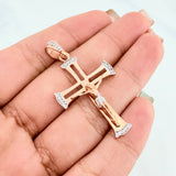 Pendant Cross Christ 3.4 g / 1 3/4 in Two Golds White Rose 18K